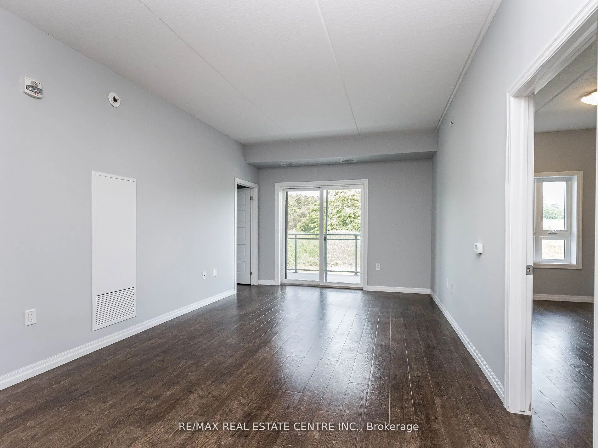 35 Kingsbury Square N, #222