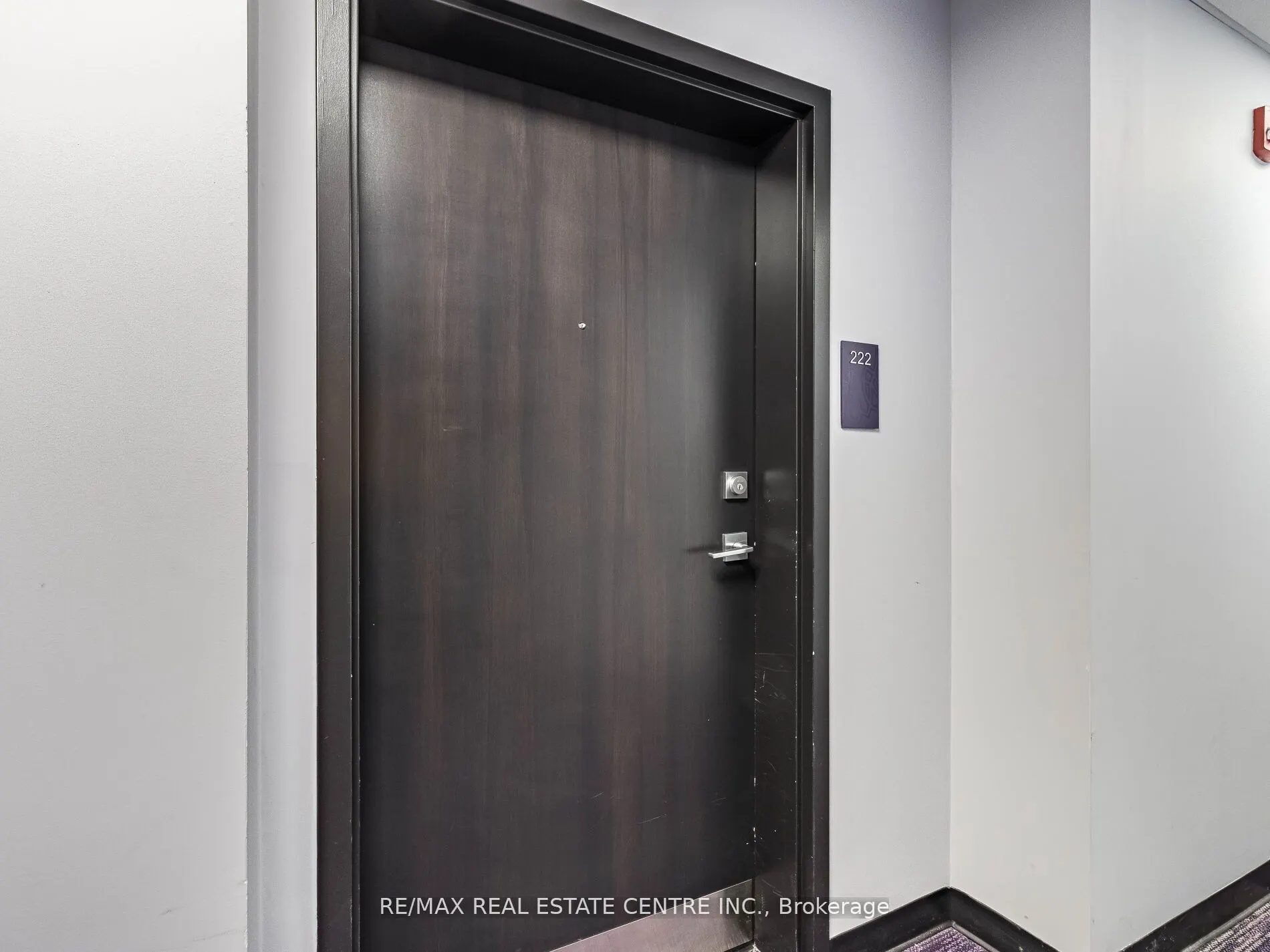 35 Kingsbury Square N, #222