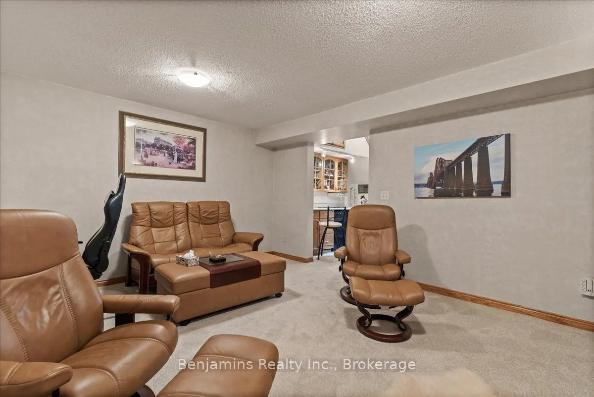 225 Benjamin Road, #20