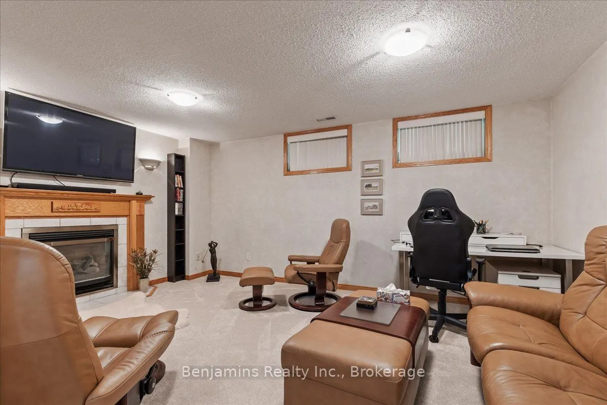 225 Benjamin Road, #20