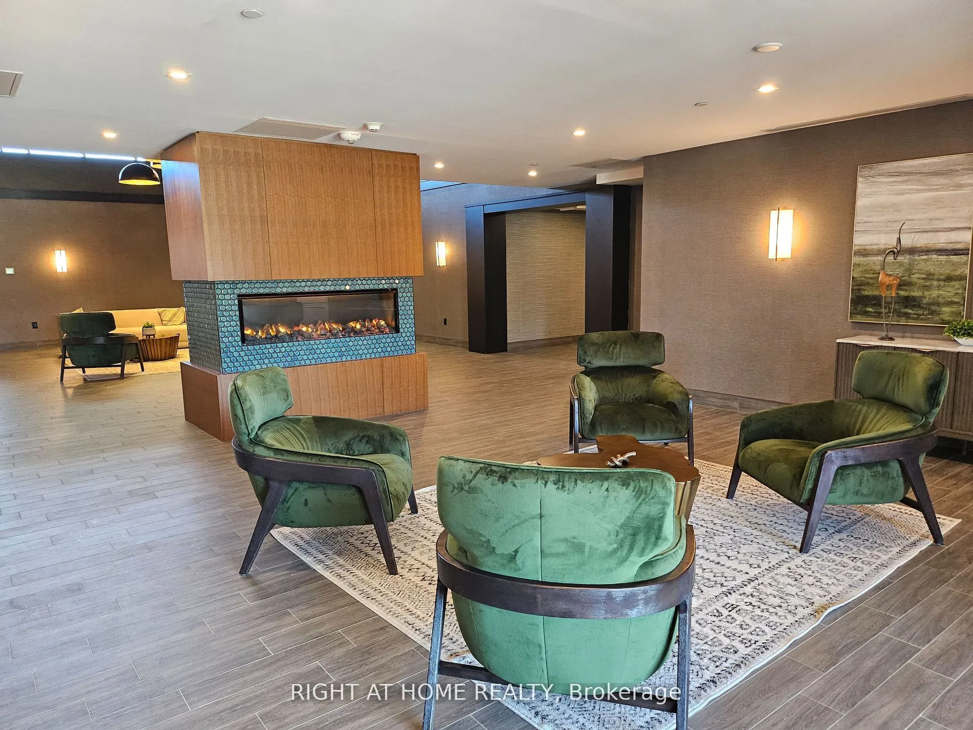 450 Dundas Street E, #912