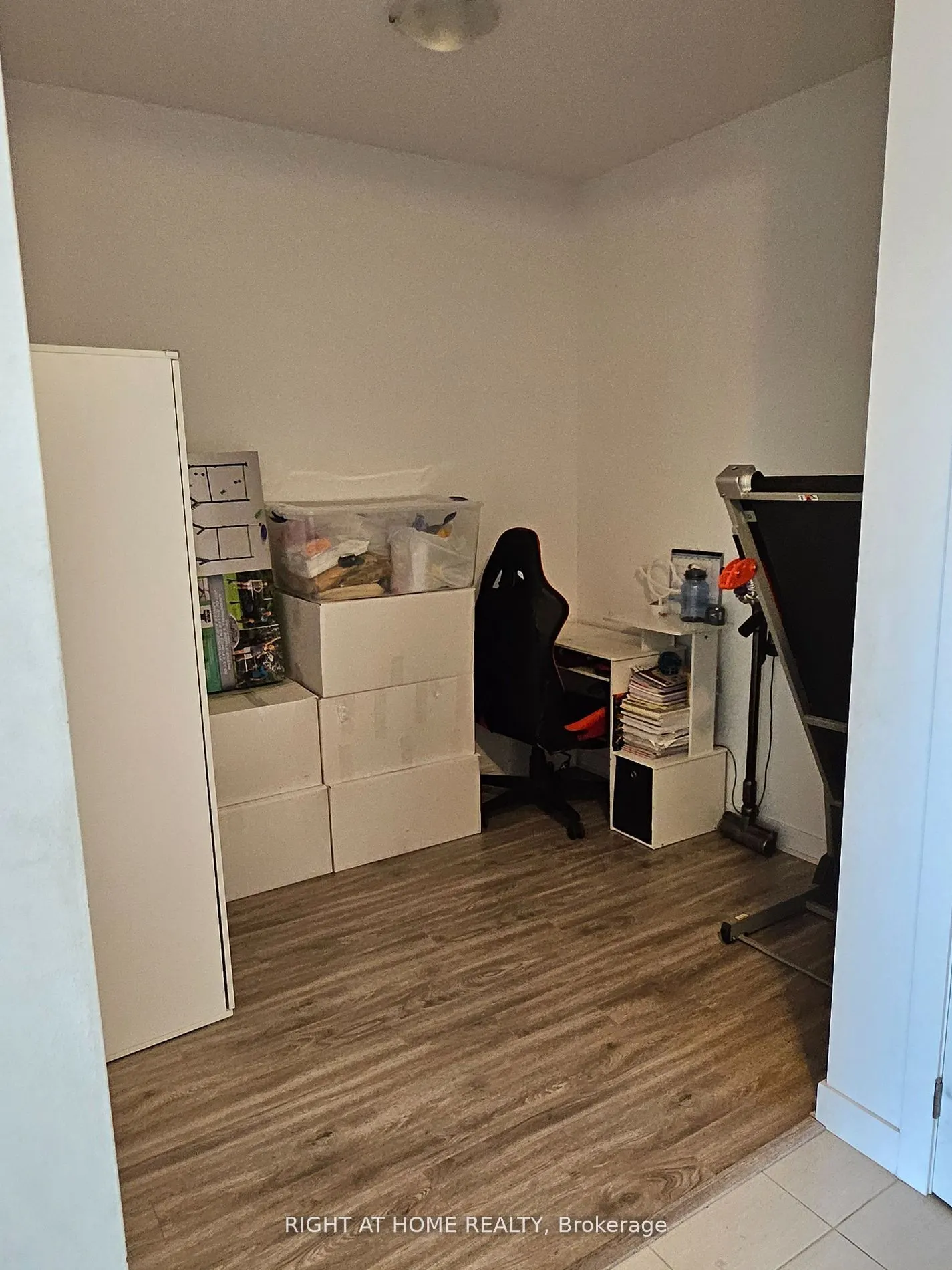 450 Dundas Street E, #912