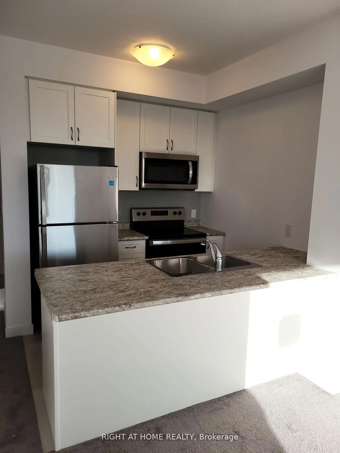450 Dundas Street E, #912