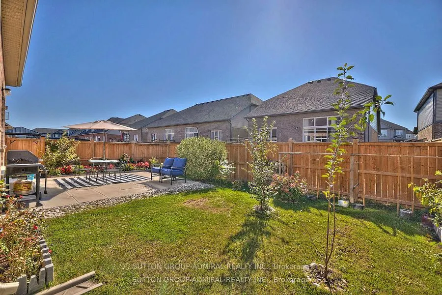 4460 Eclipse Way