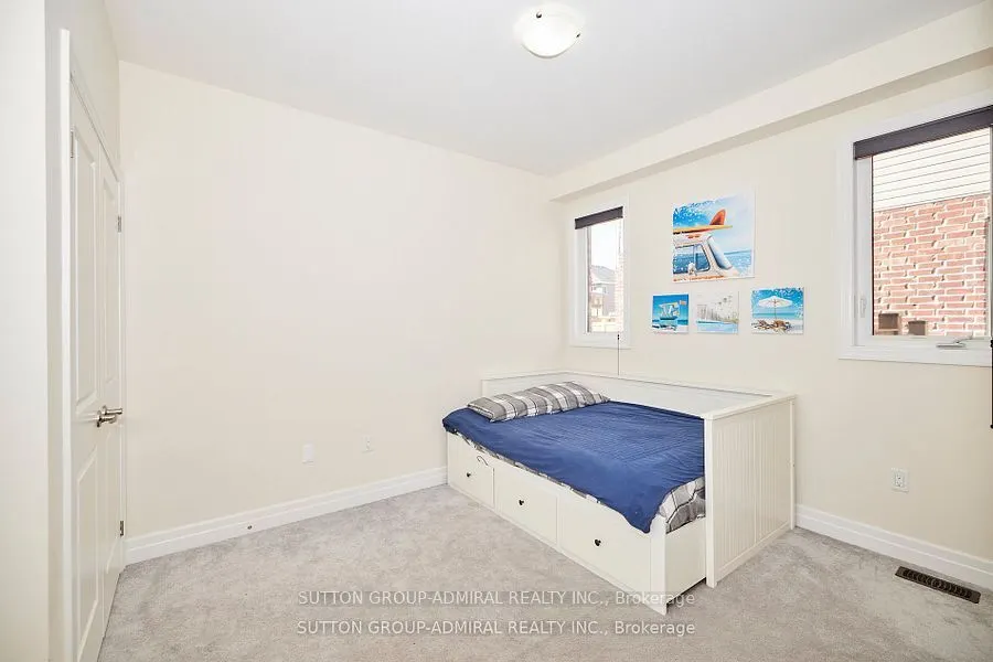 4460 Eclipse Way