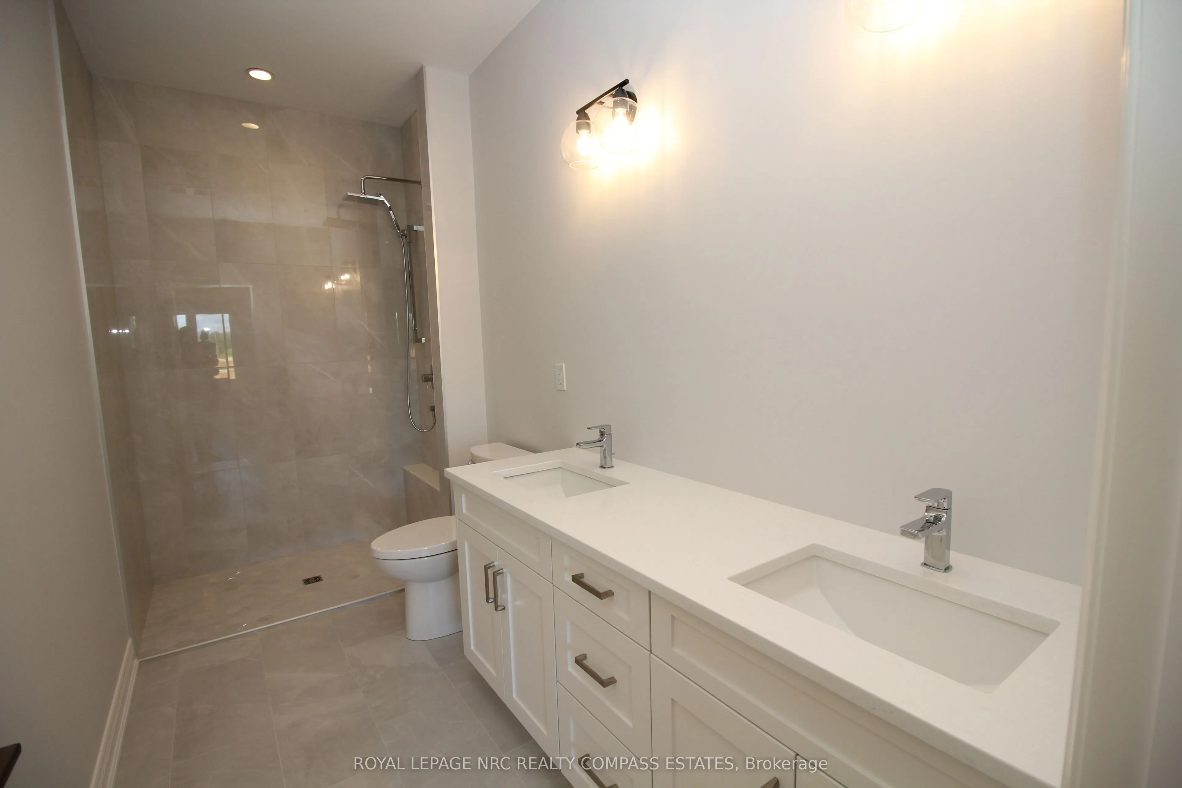 4 SUNHAVEN Lane, #2
