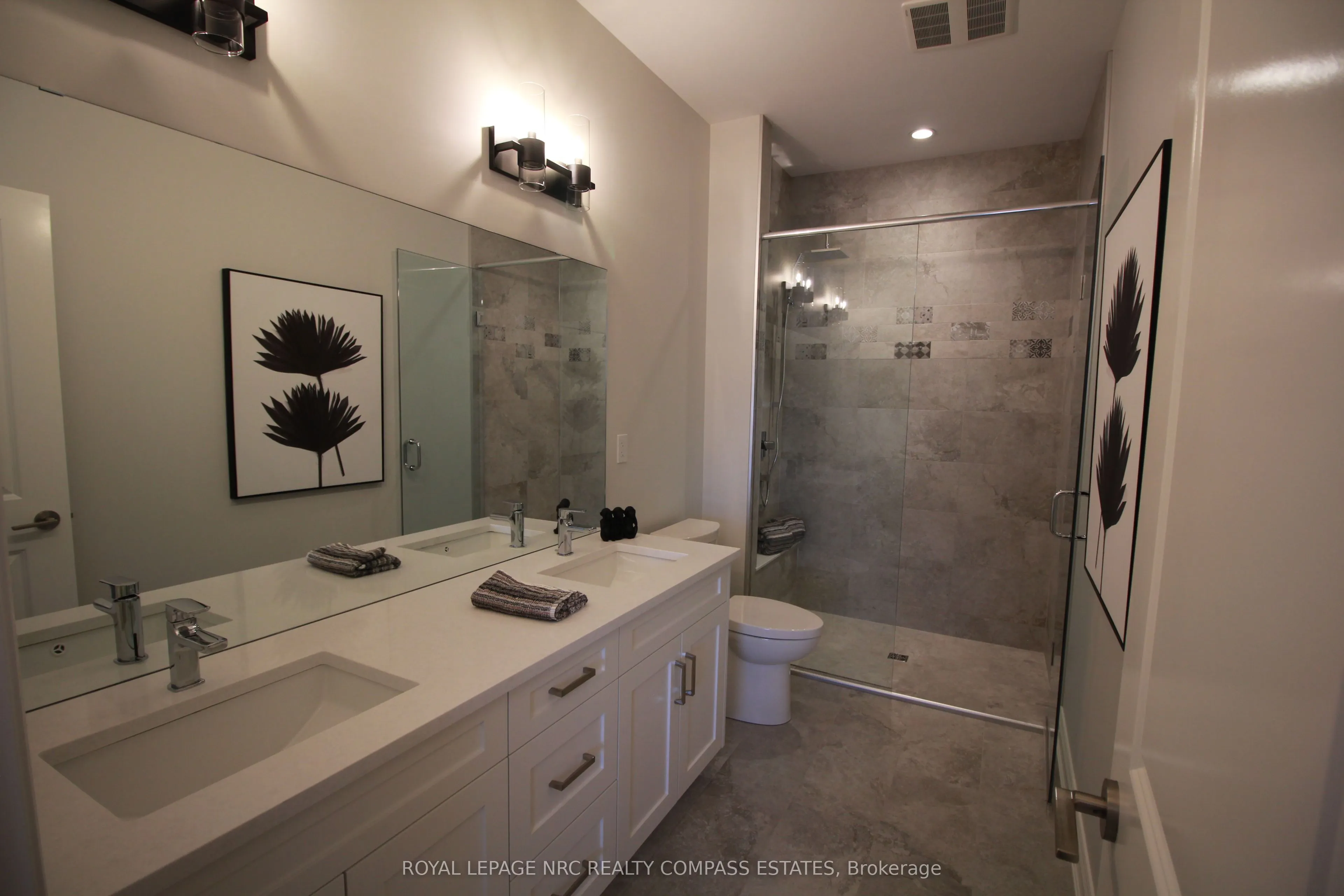 4 SUNHAVEN Lane, #2