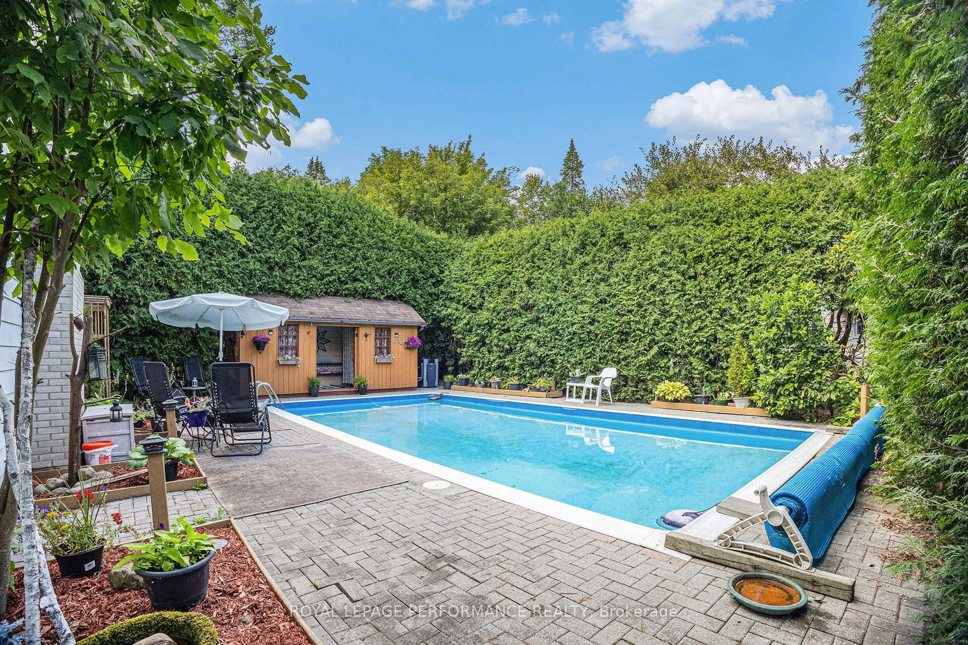 1 Wedgewood Crescent