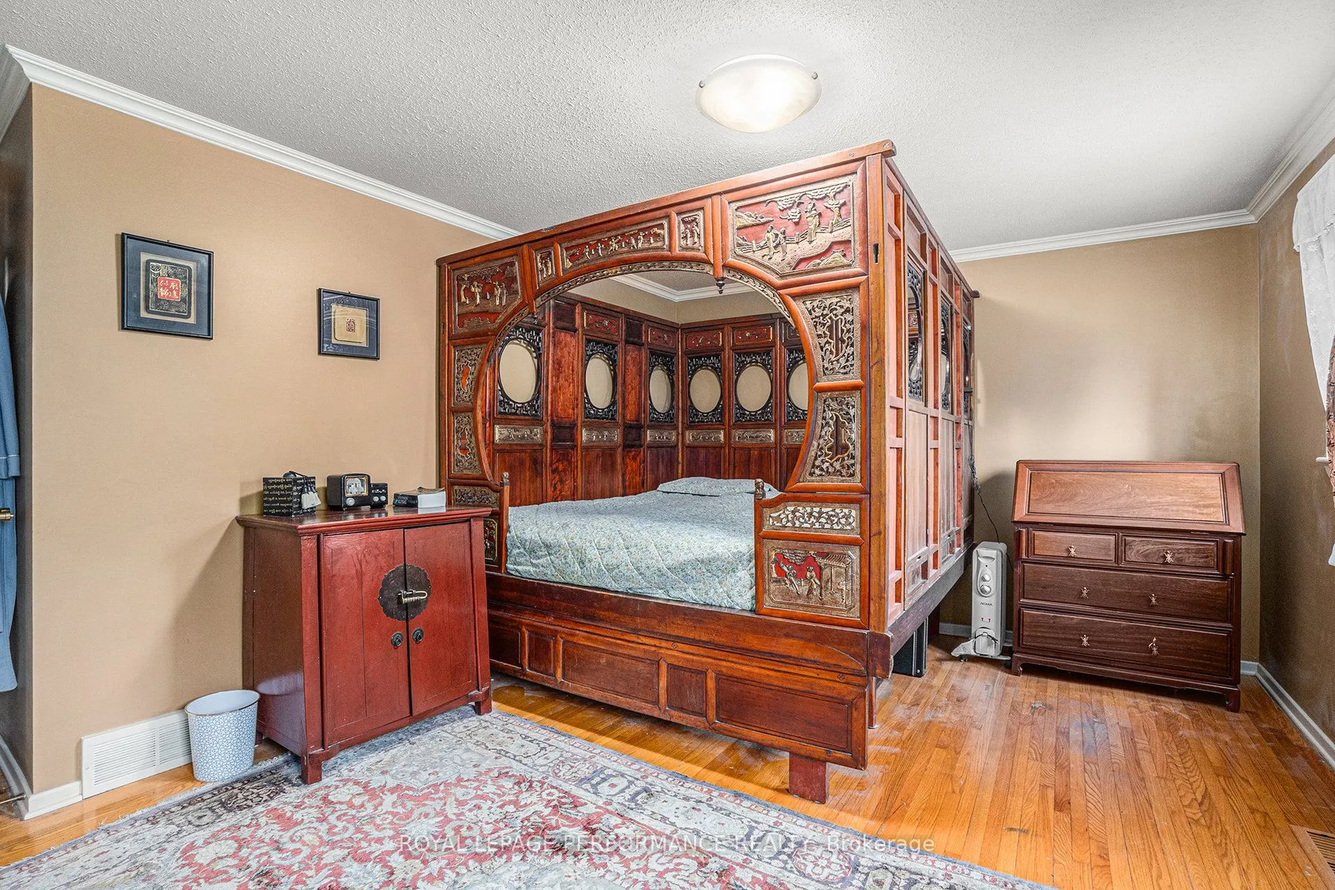 1 Wedgewood Crescent