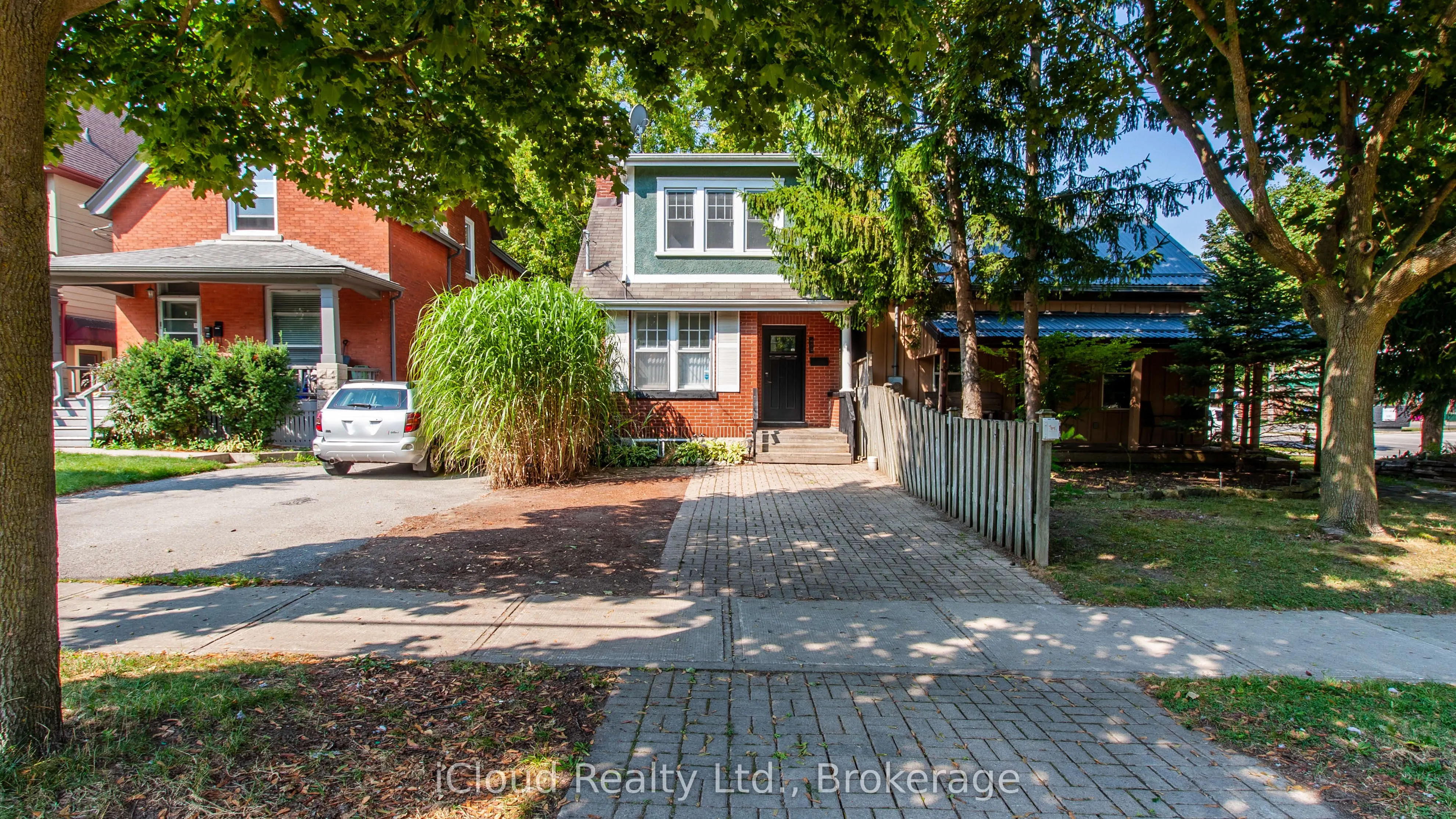 605 Maitland Street