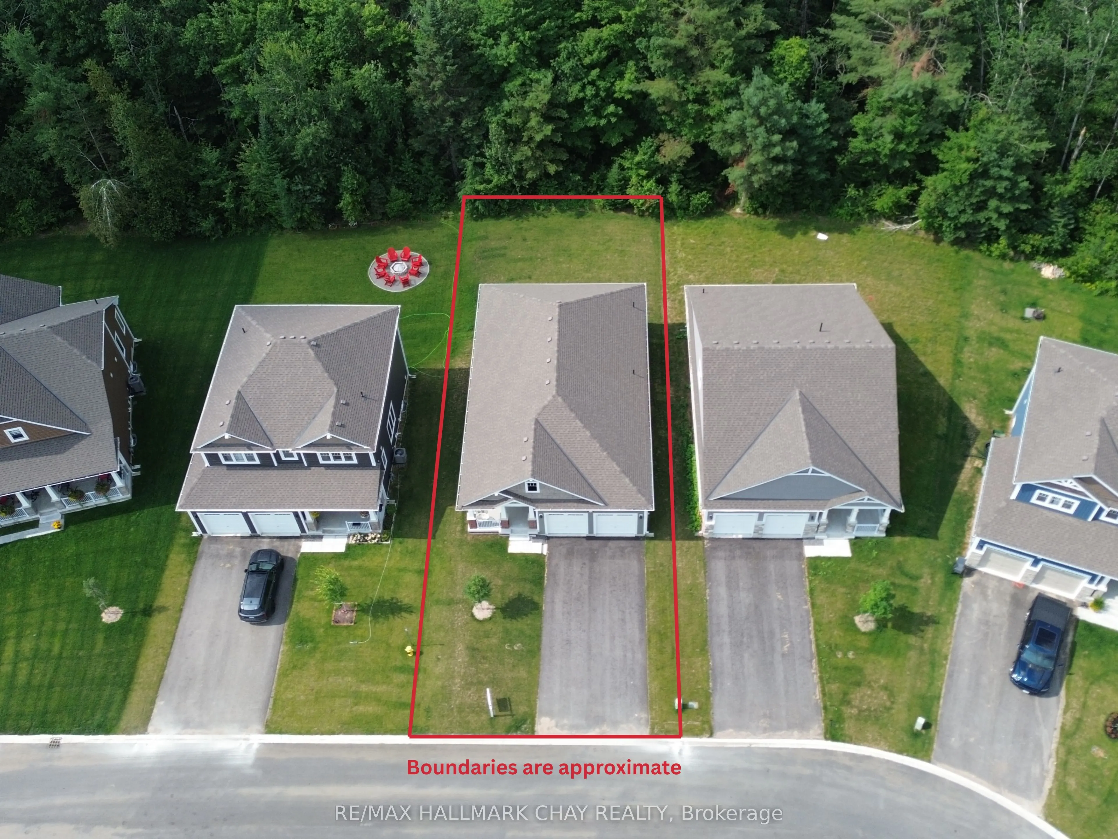 12 Dyer Crescent