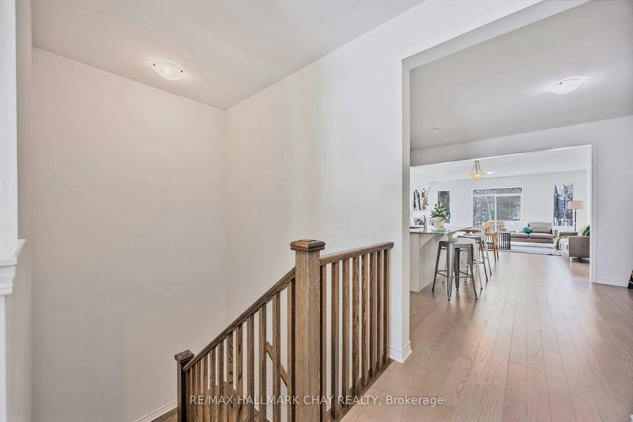 12 Dyer Crescent