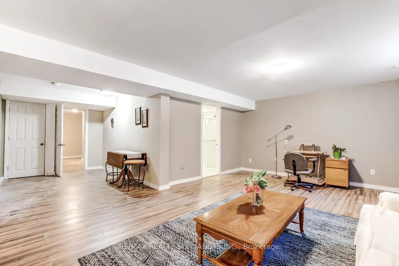10 Birchall Lane