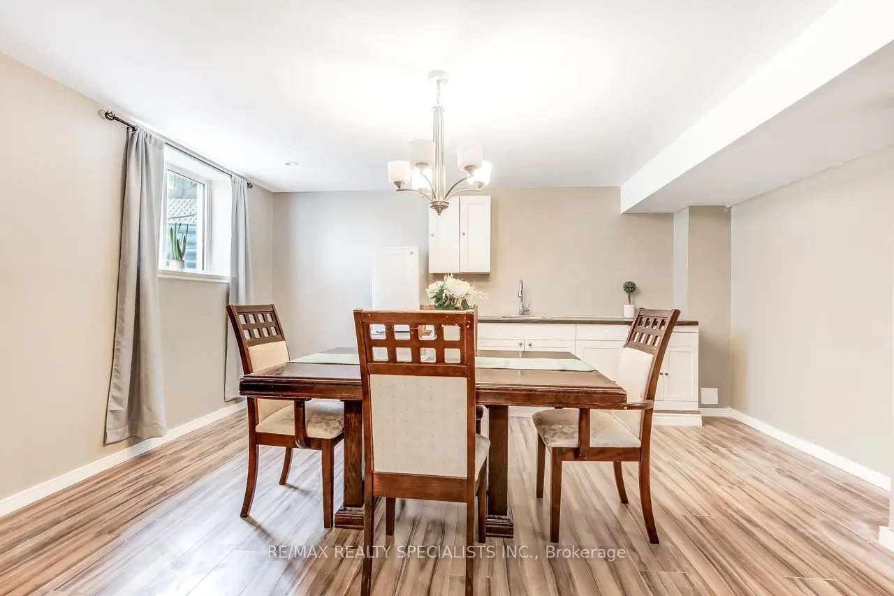 10 Birchall Lane