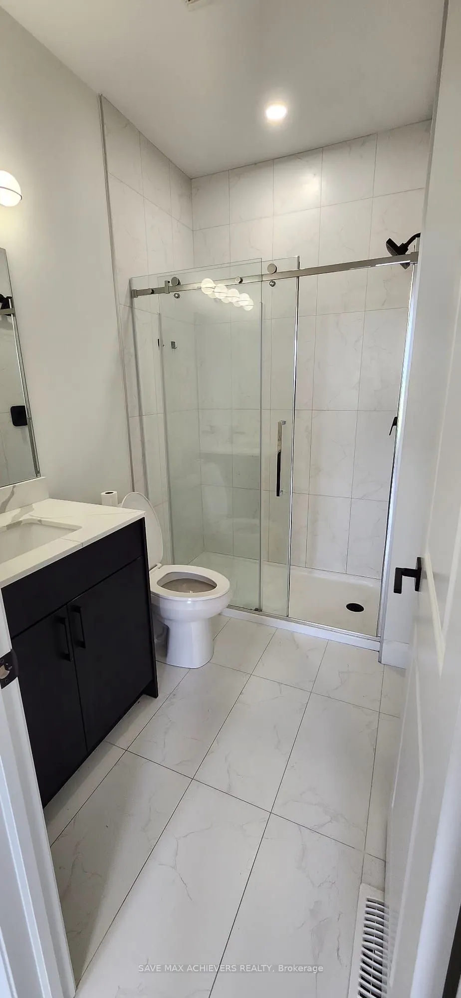 3900 Savoy Street, #123