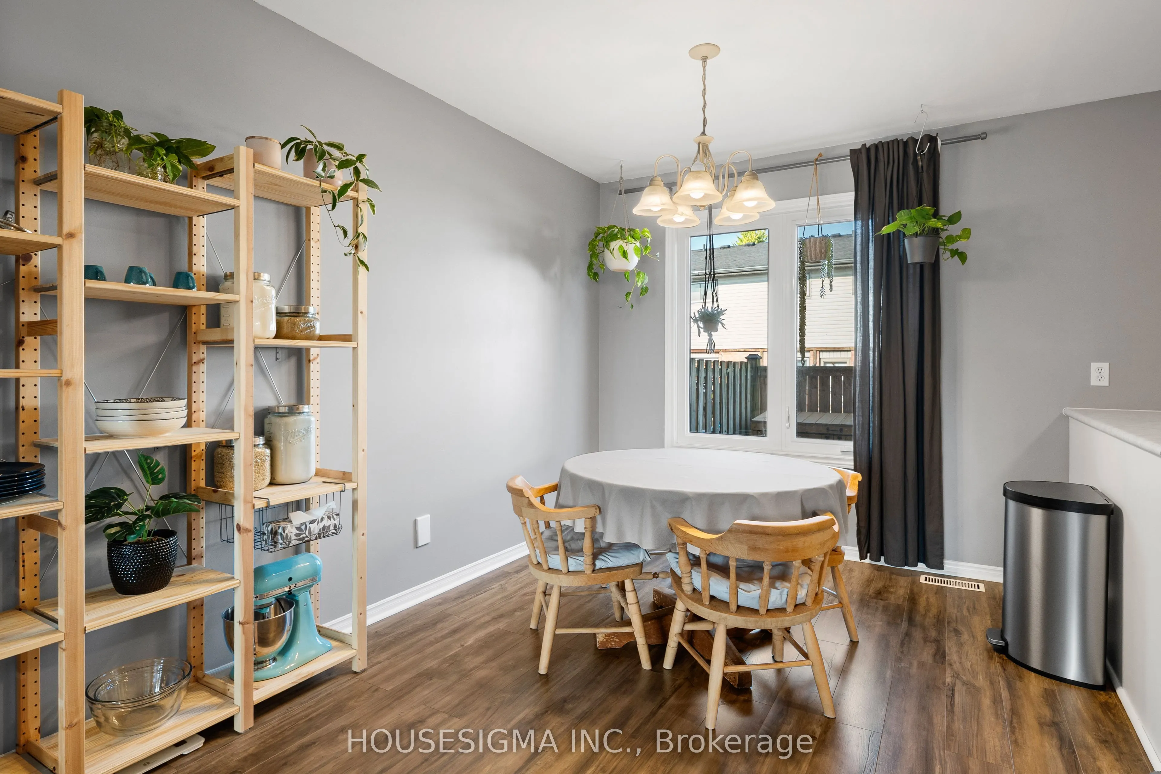 1225 Cheapside Street, #4