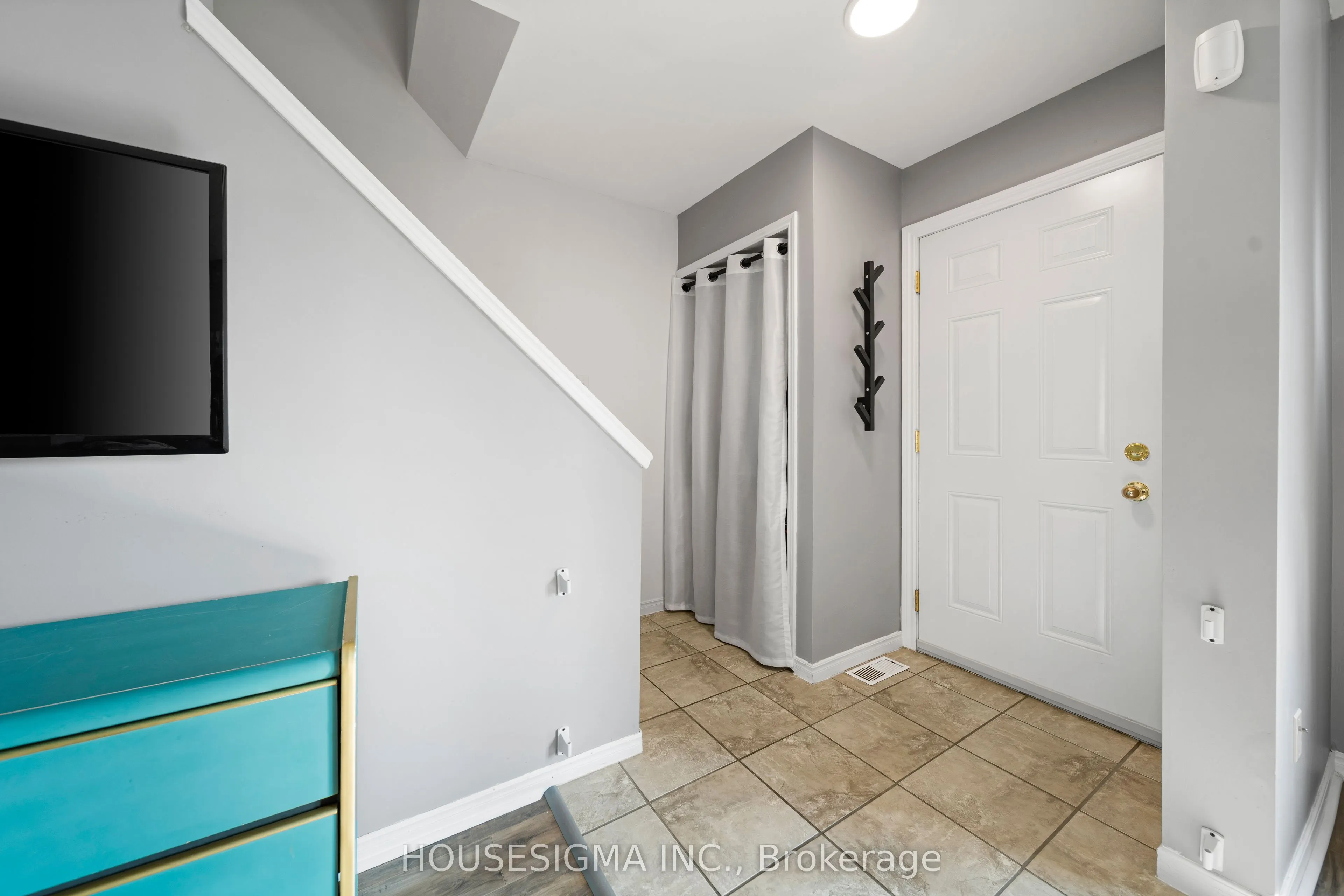 1225 Cheapside Street, #4