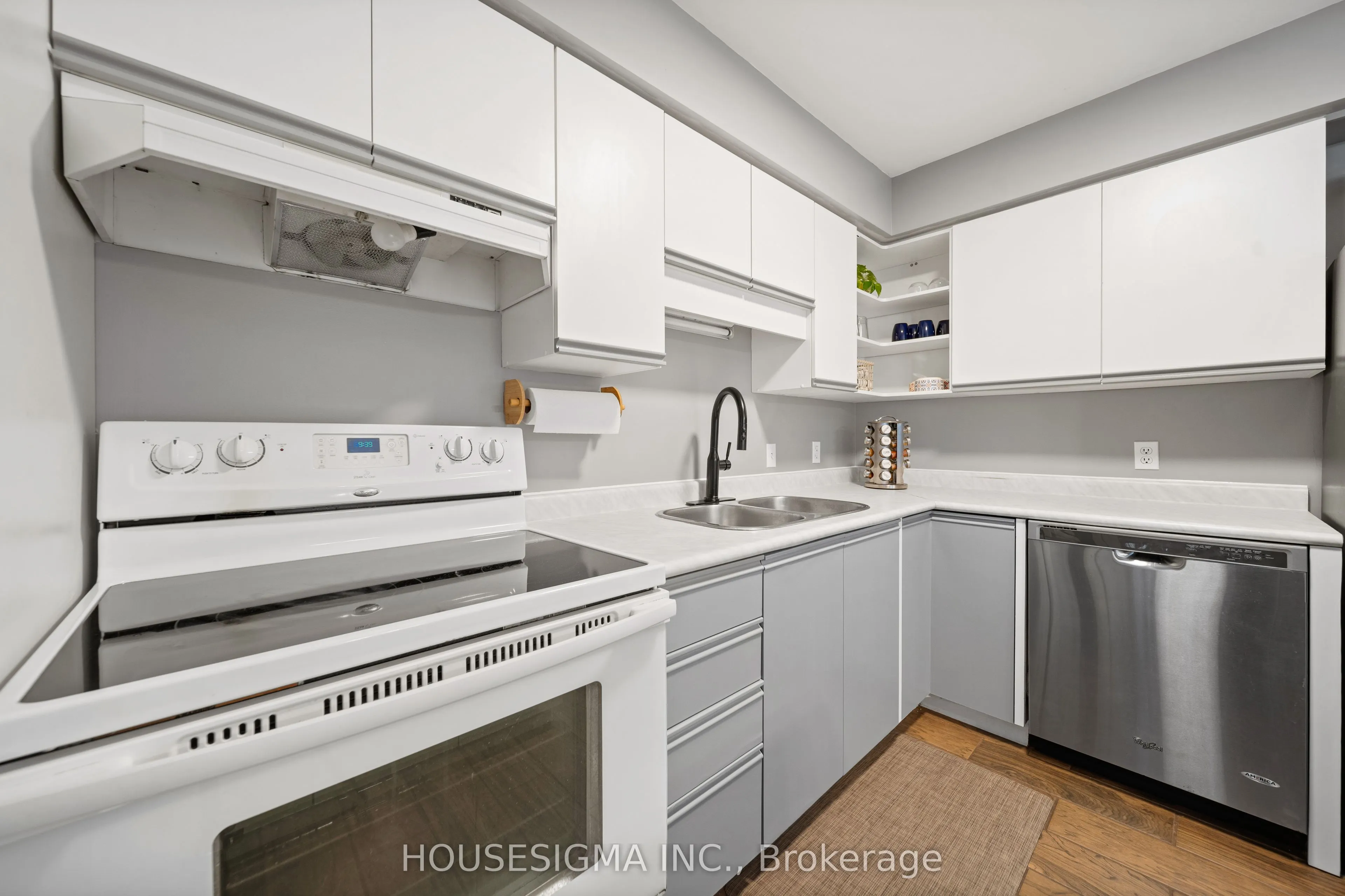 1225 Cheapside Street, #4
