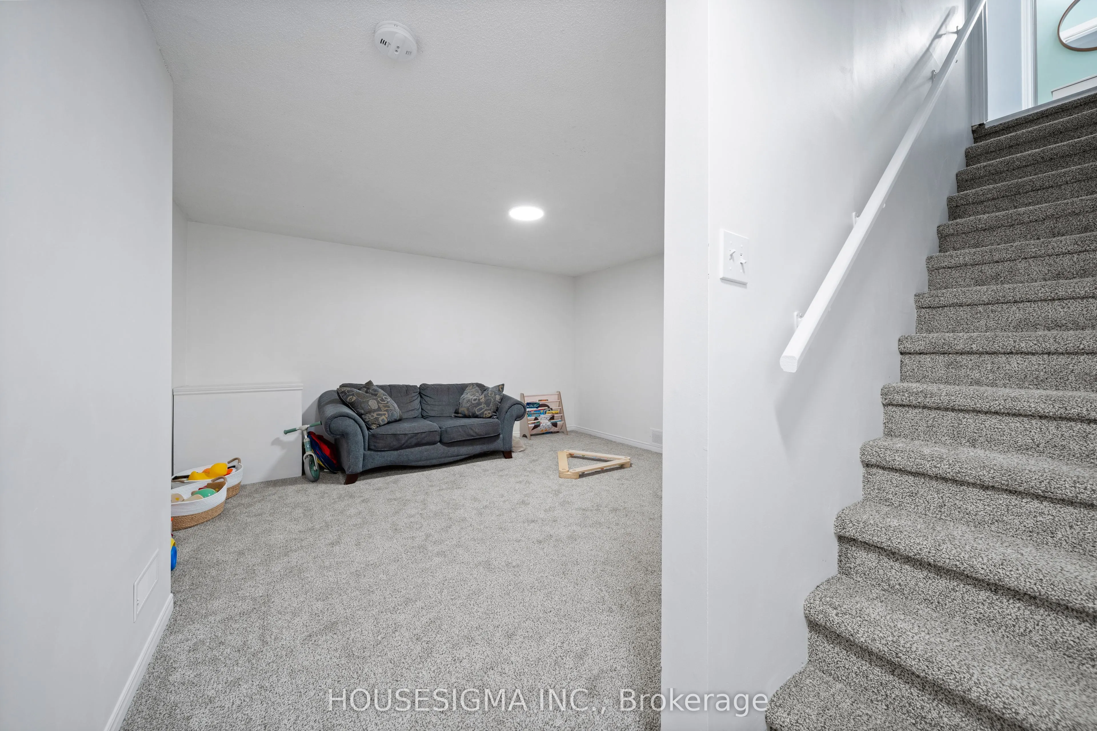 1225 Cheapside Street, #4