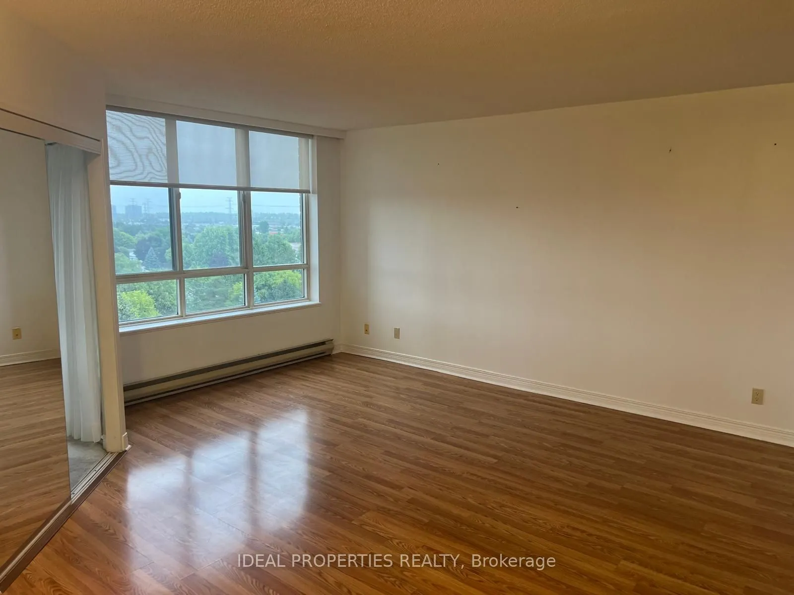 100 Grant Carman Drive N, #809