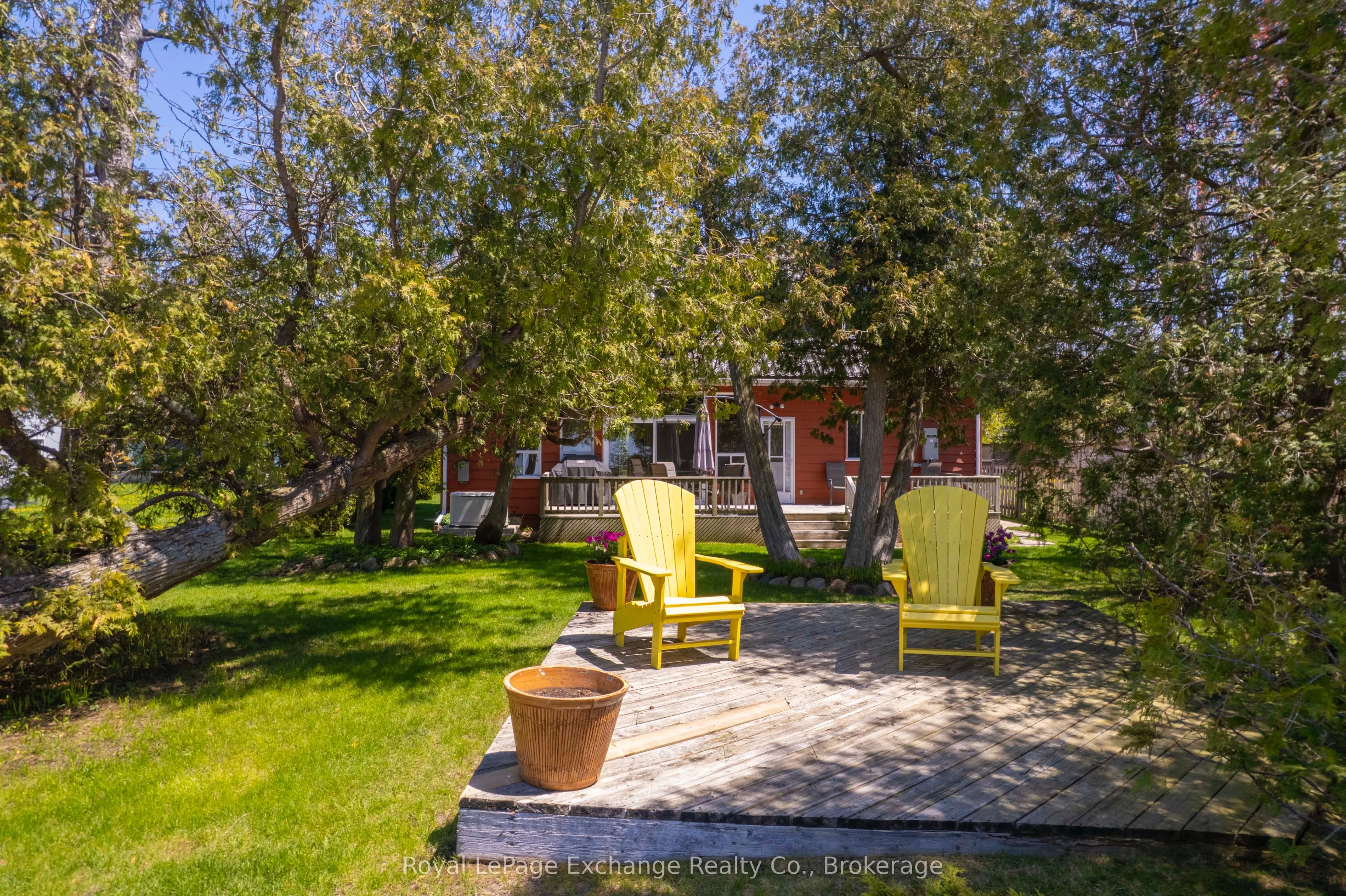 185 Huron Road