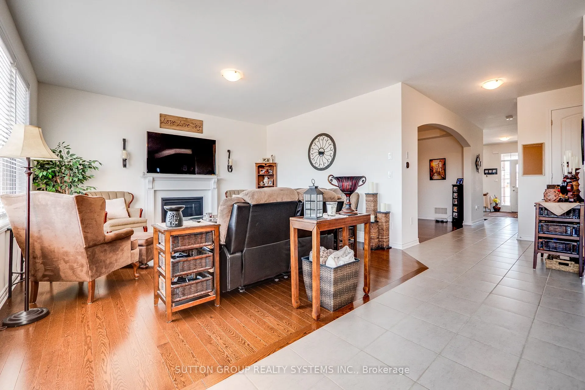 63 Wannamaker Crescent