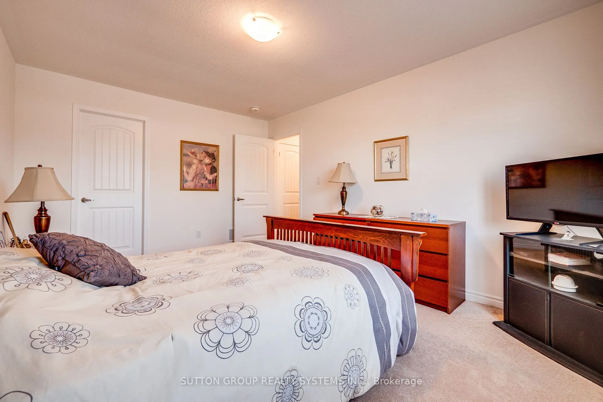 63 Wannamaker Crescent