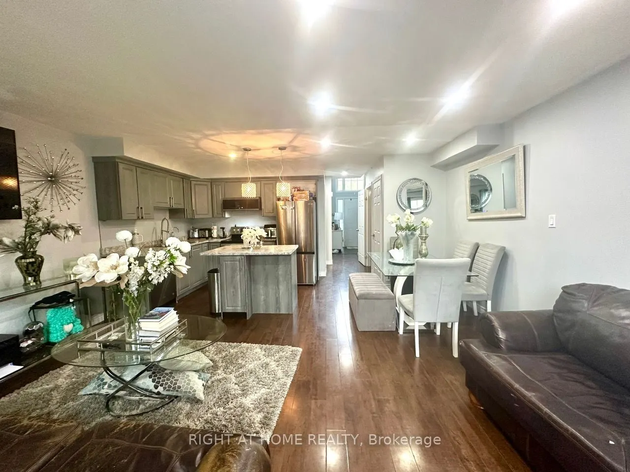 20 McConkey Crescent, #83