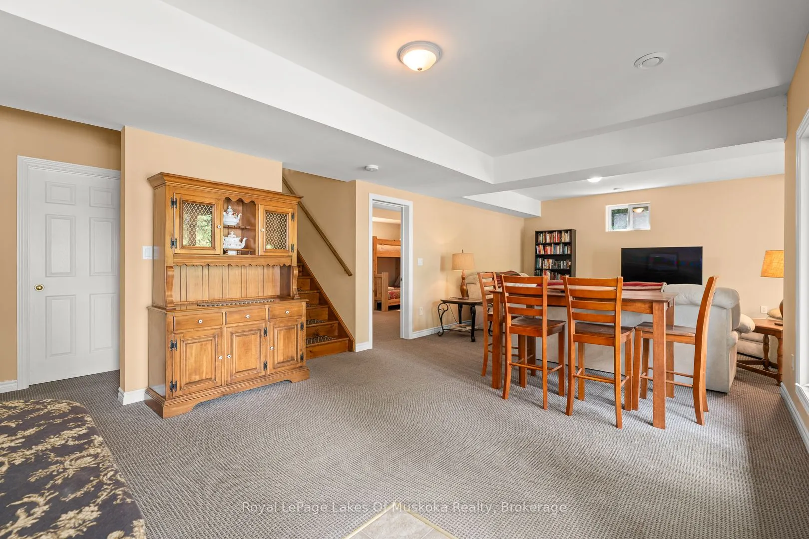 1484 Shangrila Road