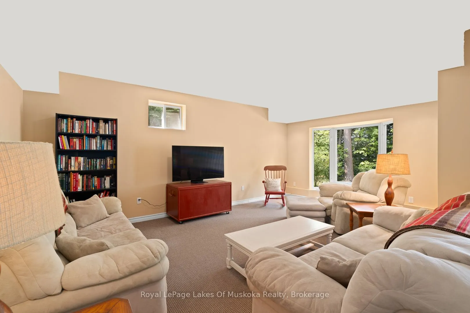 1484 Shangrila Road