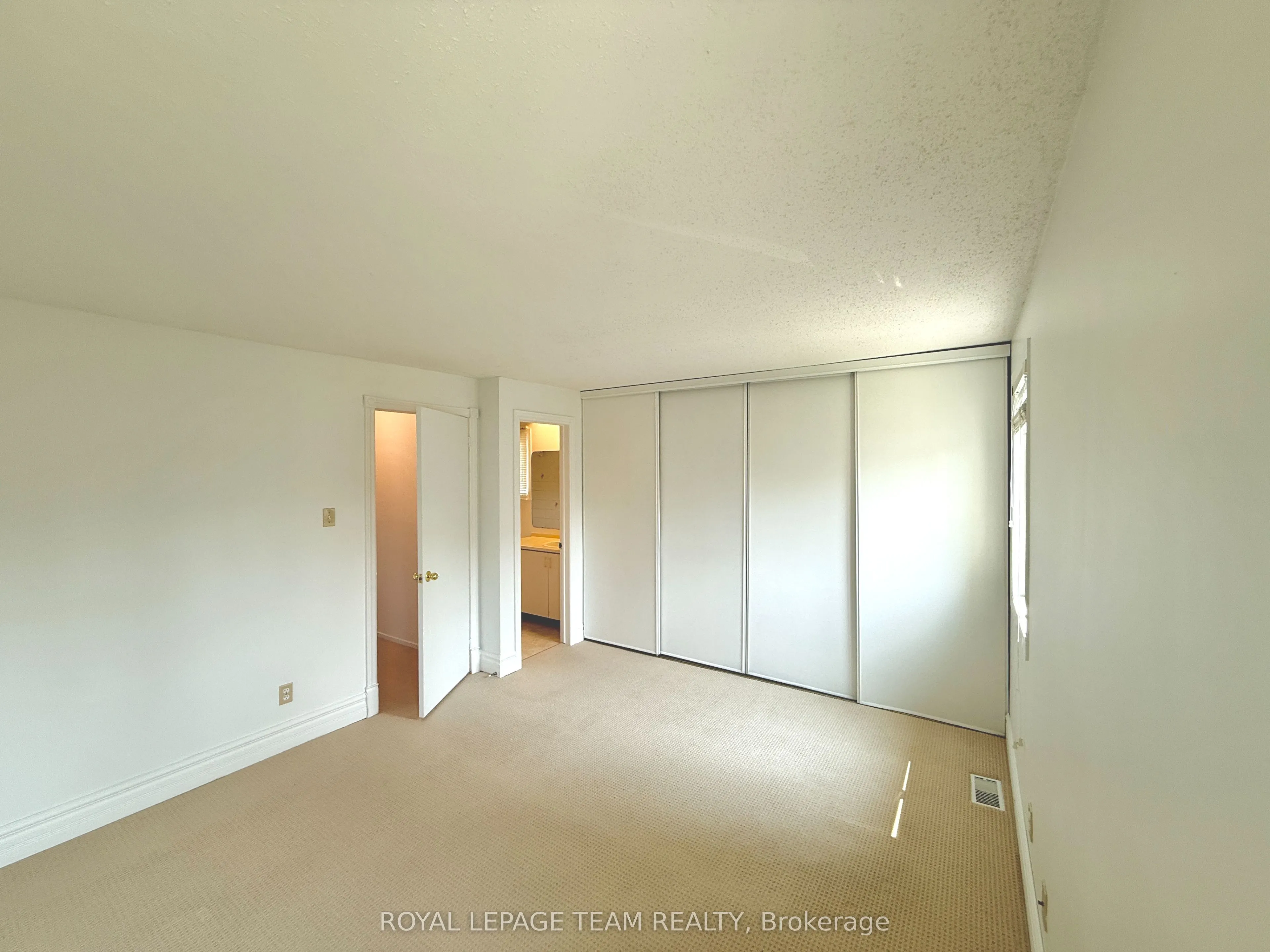14 Castlebrook Lane, #A