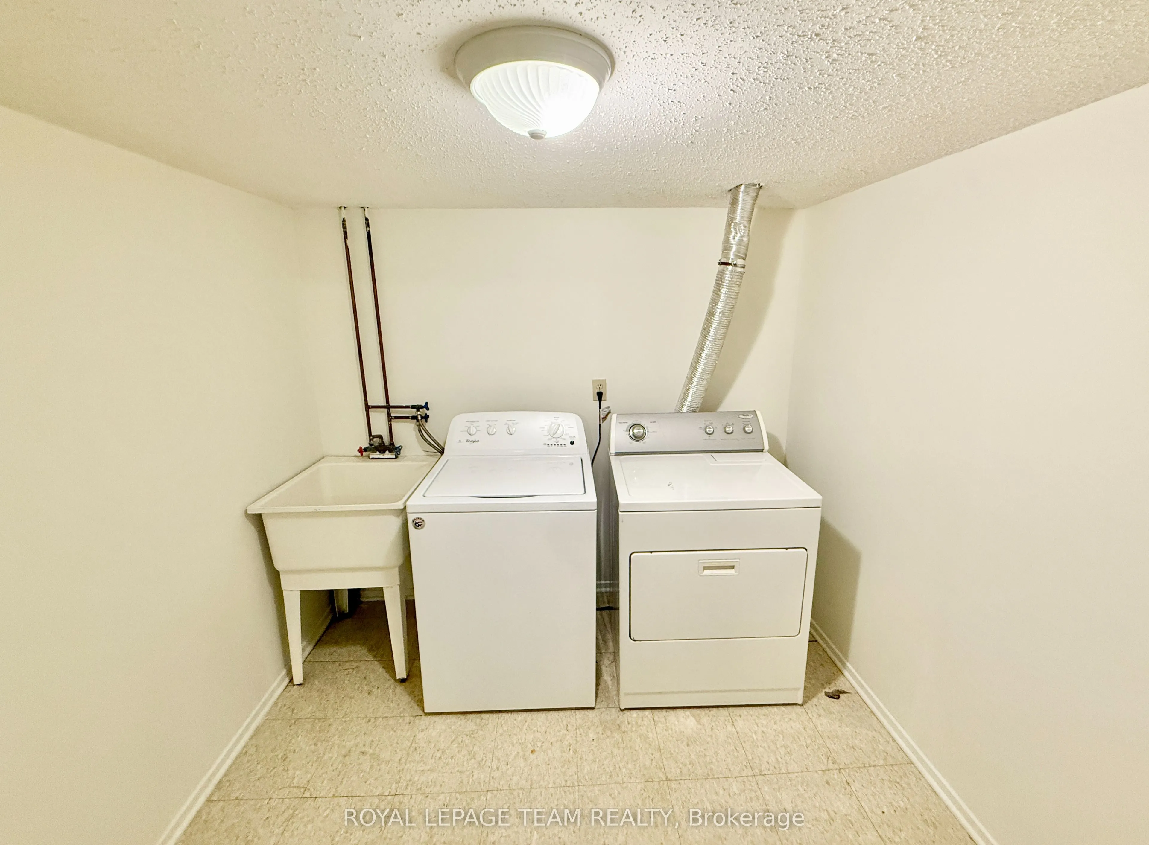 14 Castlebrook Lane, #A