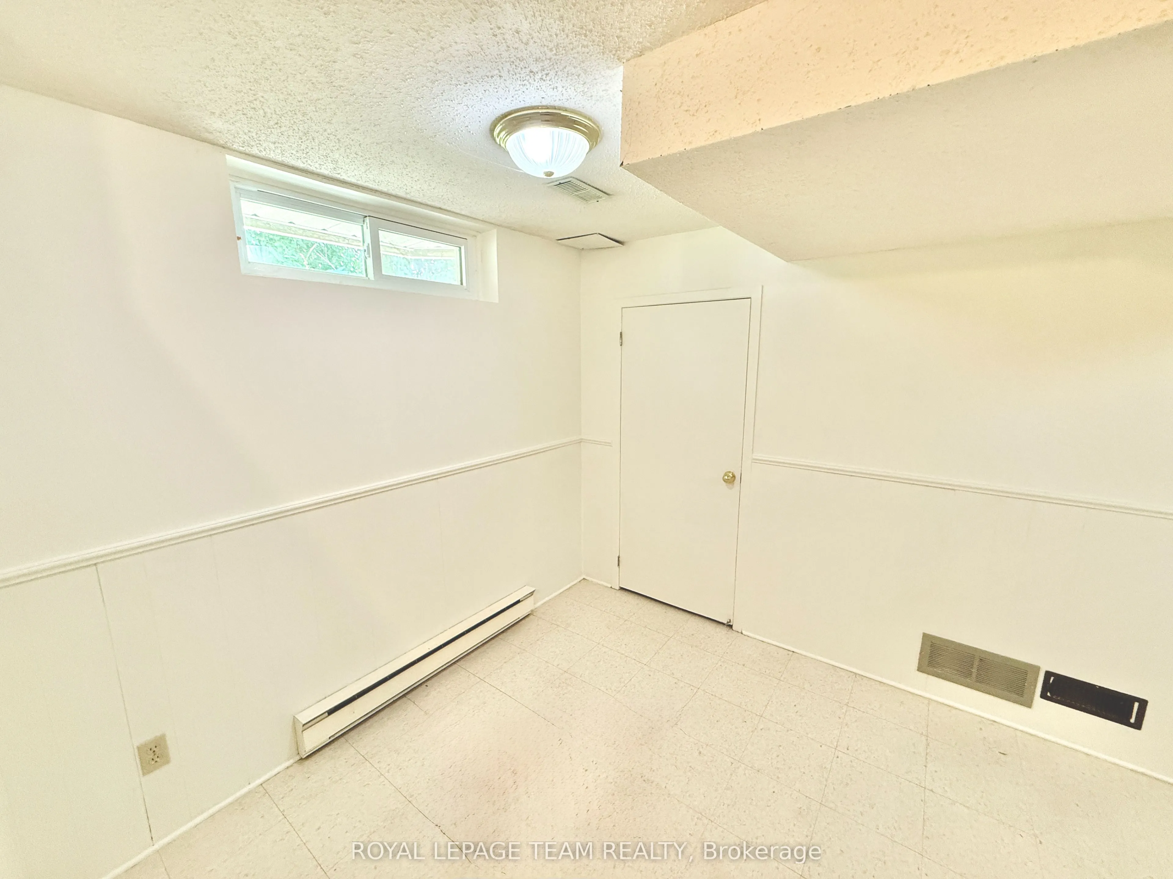 14 Castlebrook Lane, #A