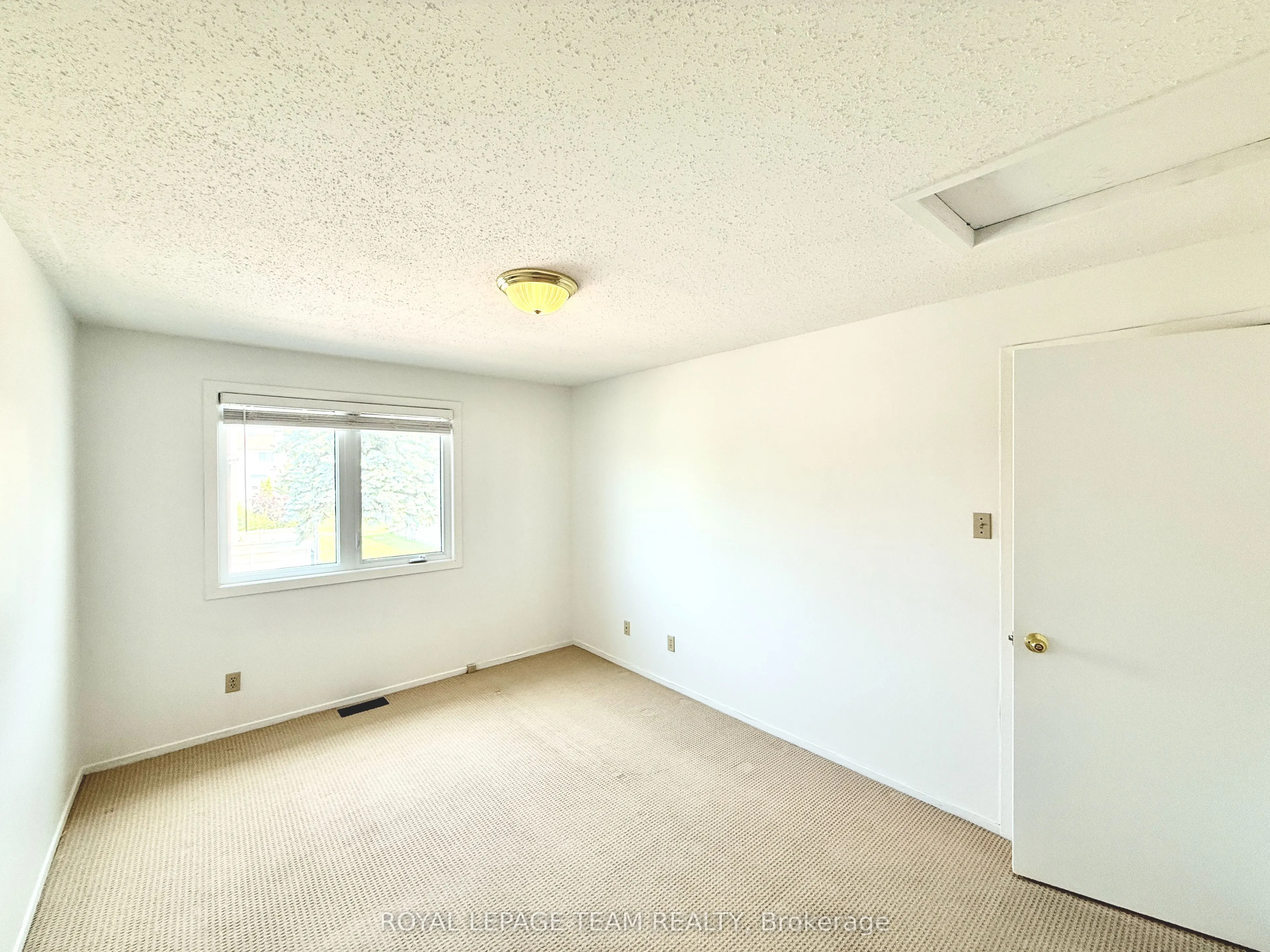 14 Castlebrook Lane, #A