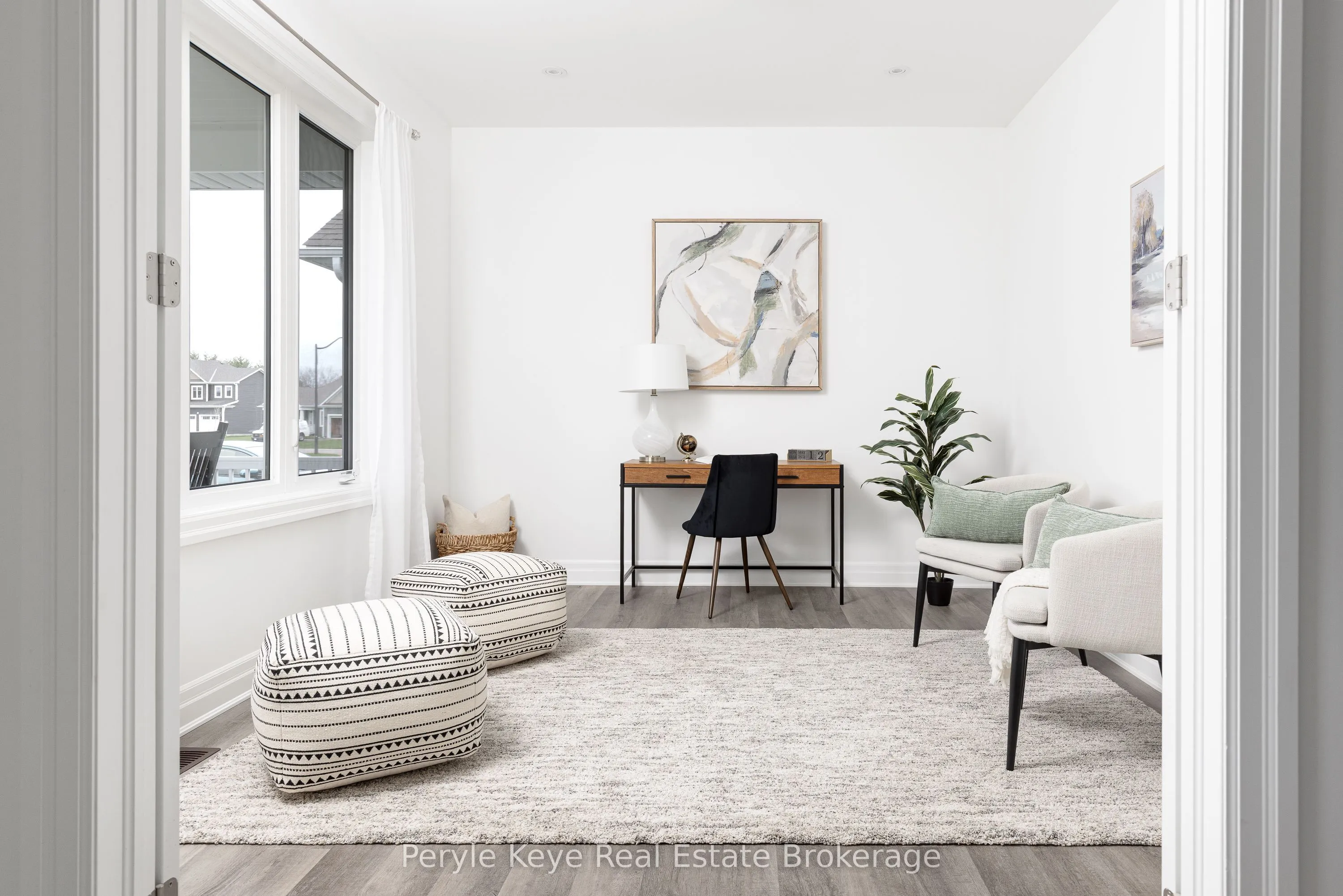 30 Dyer Crescent