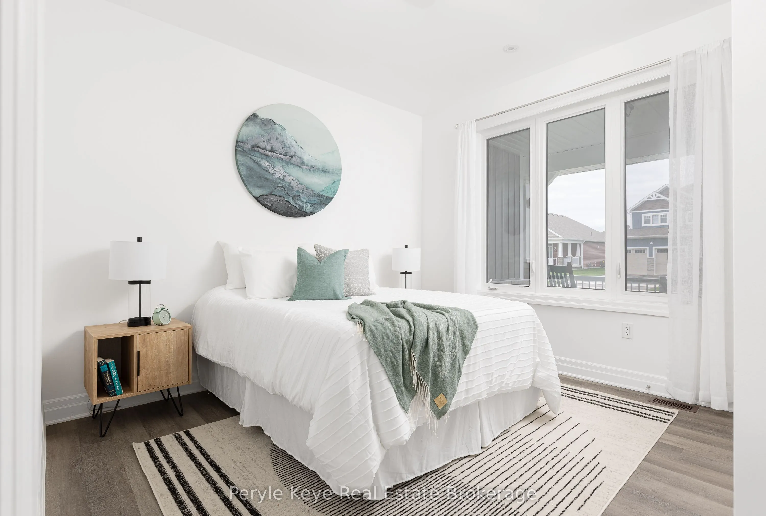 30 Dyer Crescent