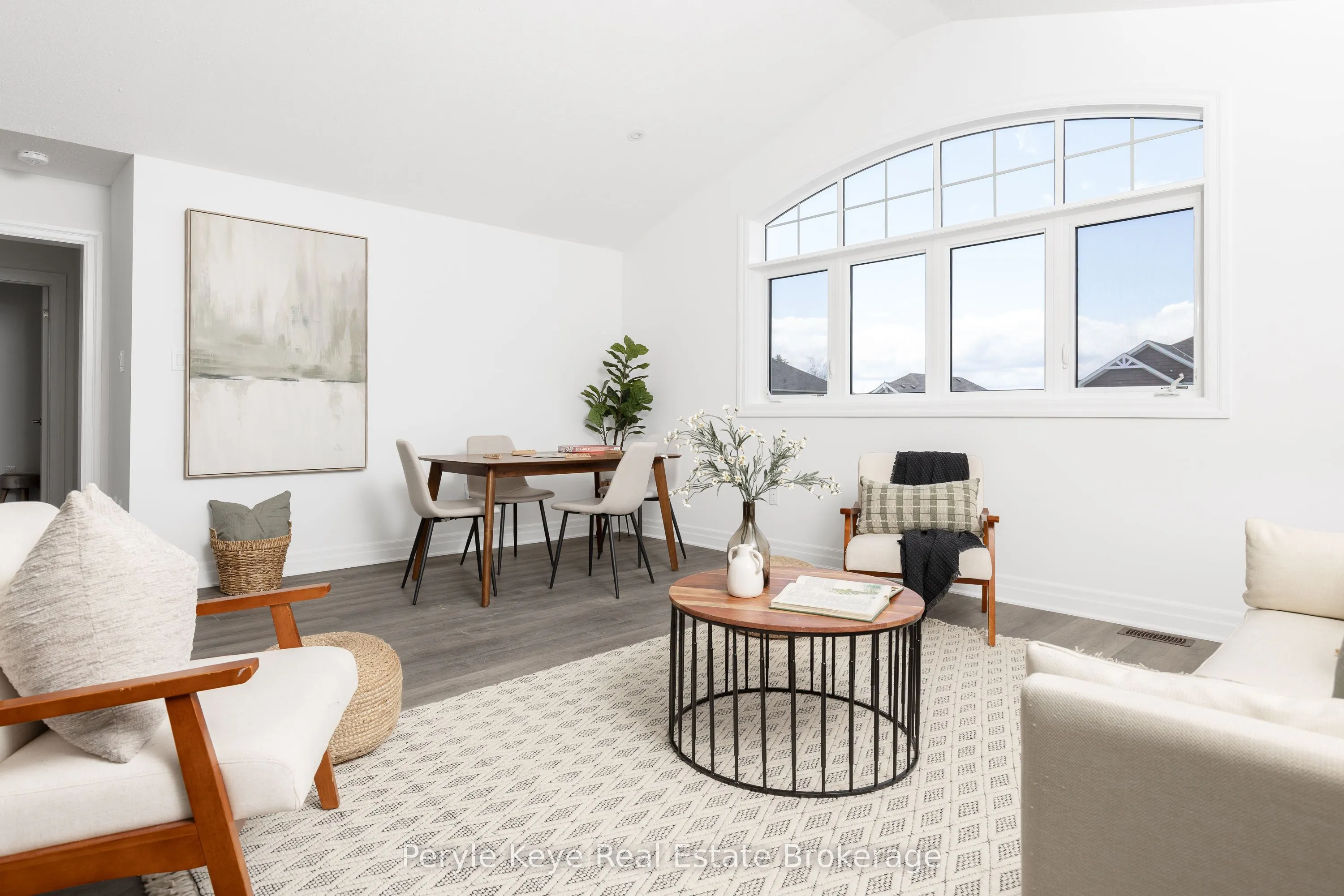 30 Dyer Crescent