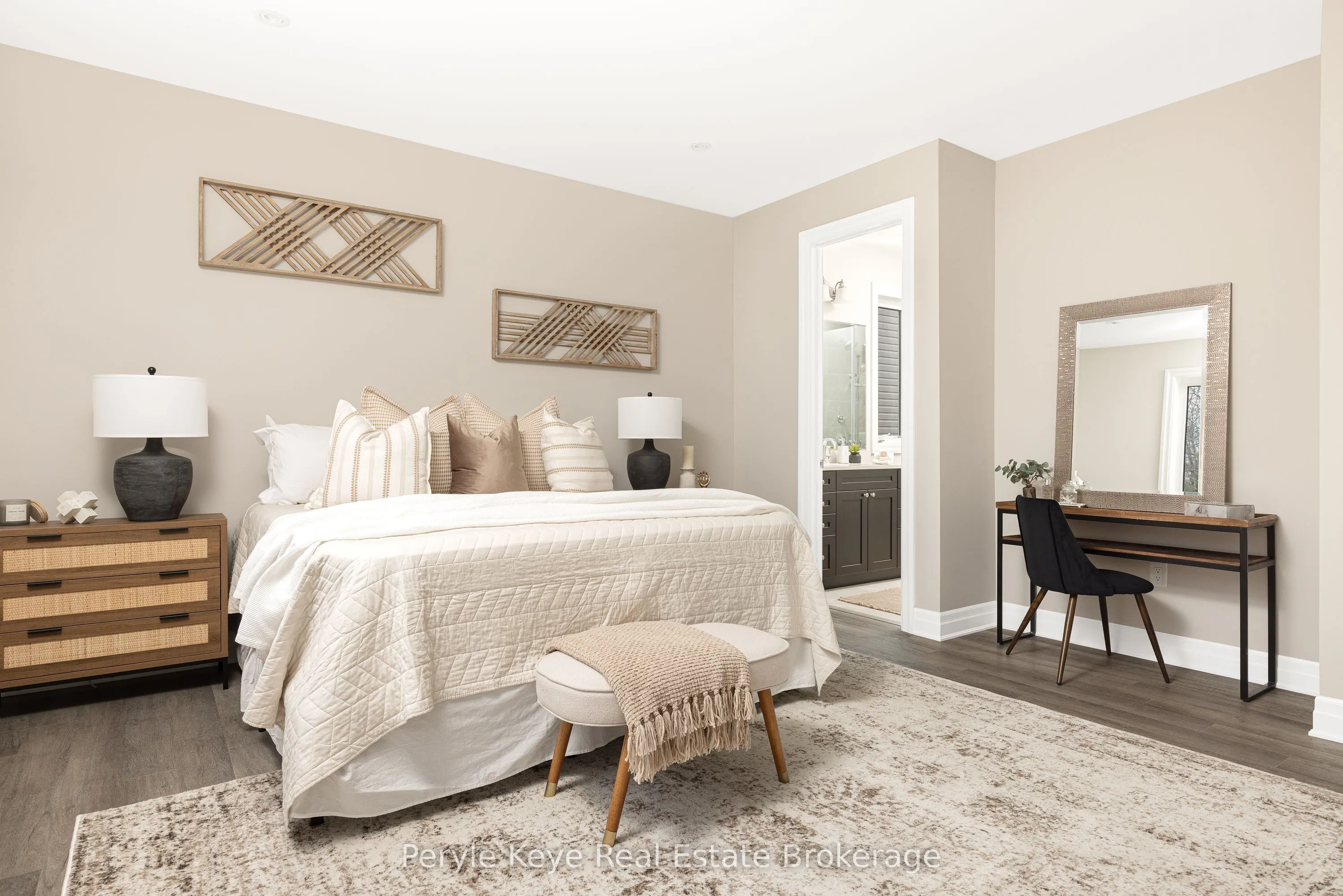 30 Dyer Crescent