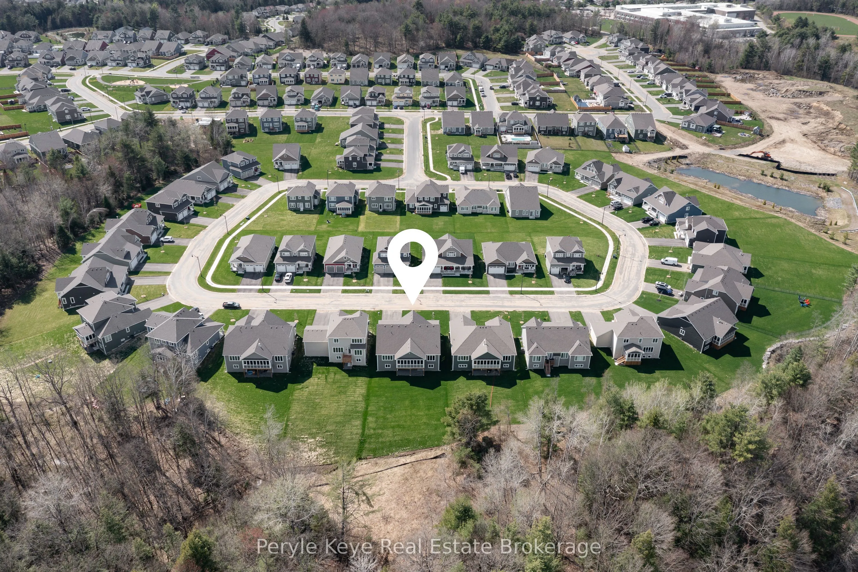 30 Dyer Crescent