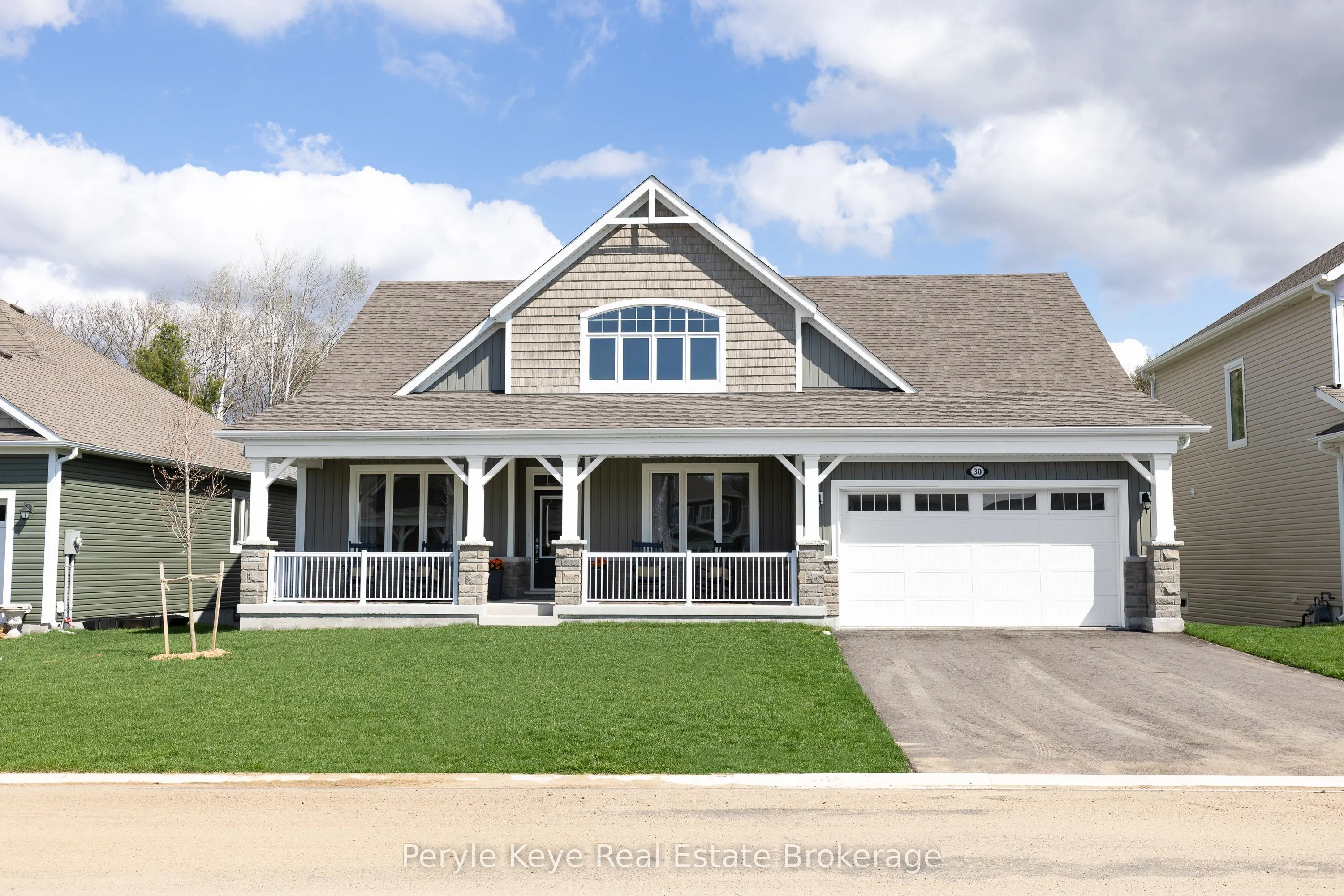 30 Dyer Crescent