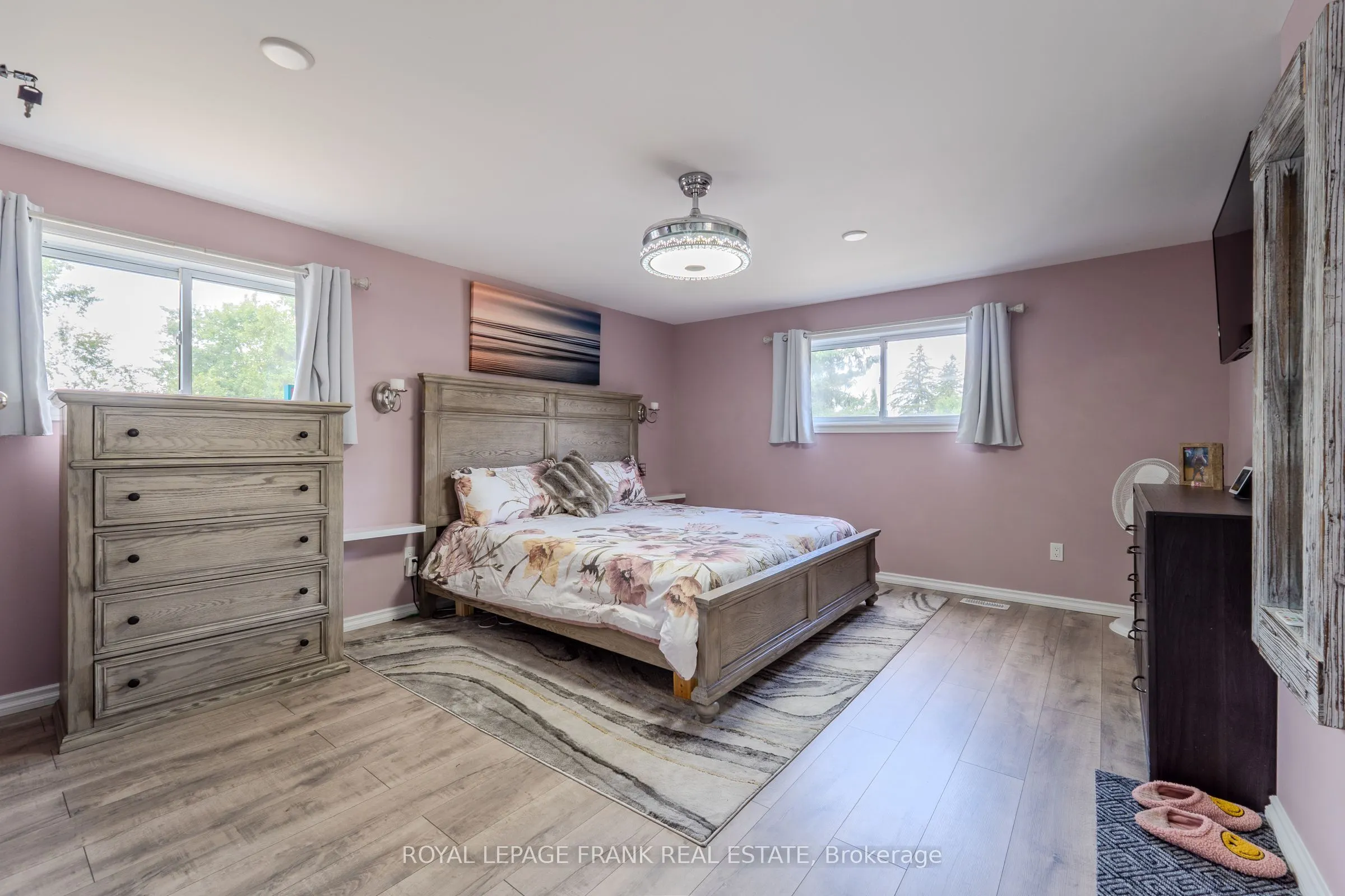 10 Fenelon Way