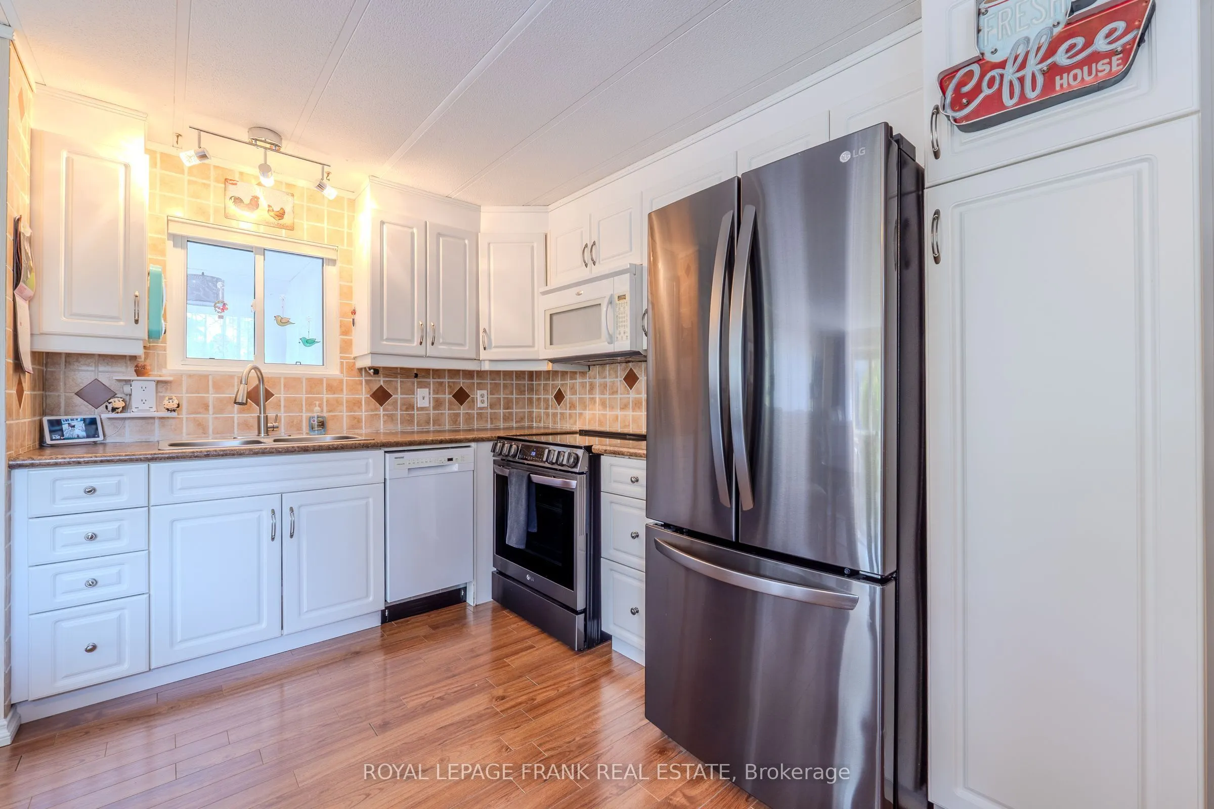 10 Fenelon Way