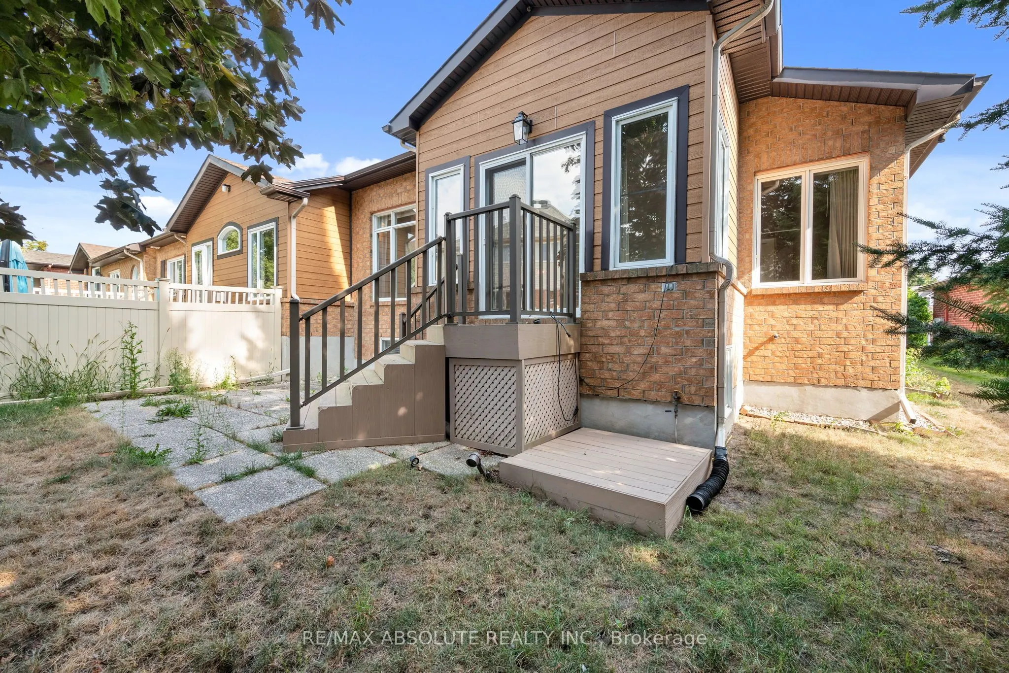 87 WATERTHRUSH Crescent