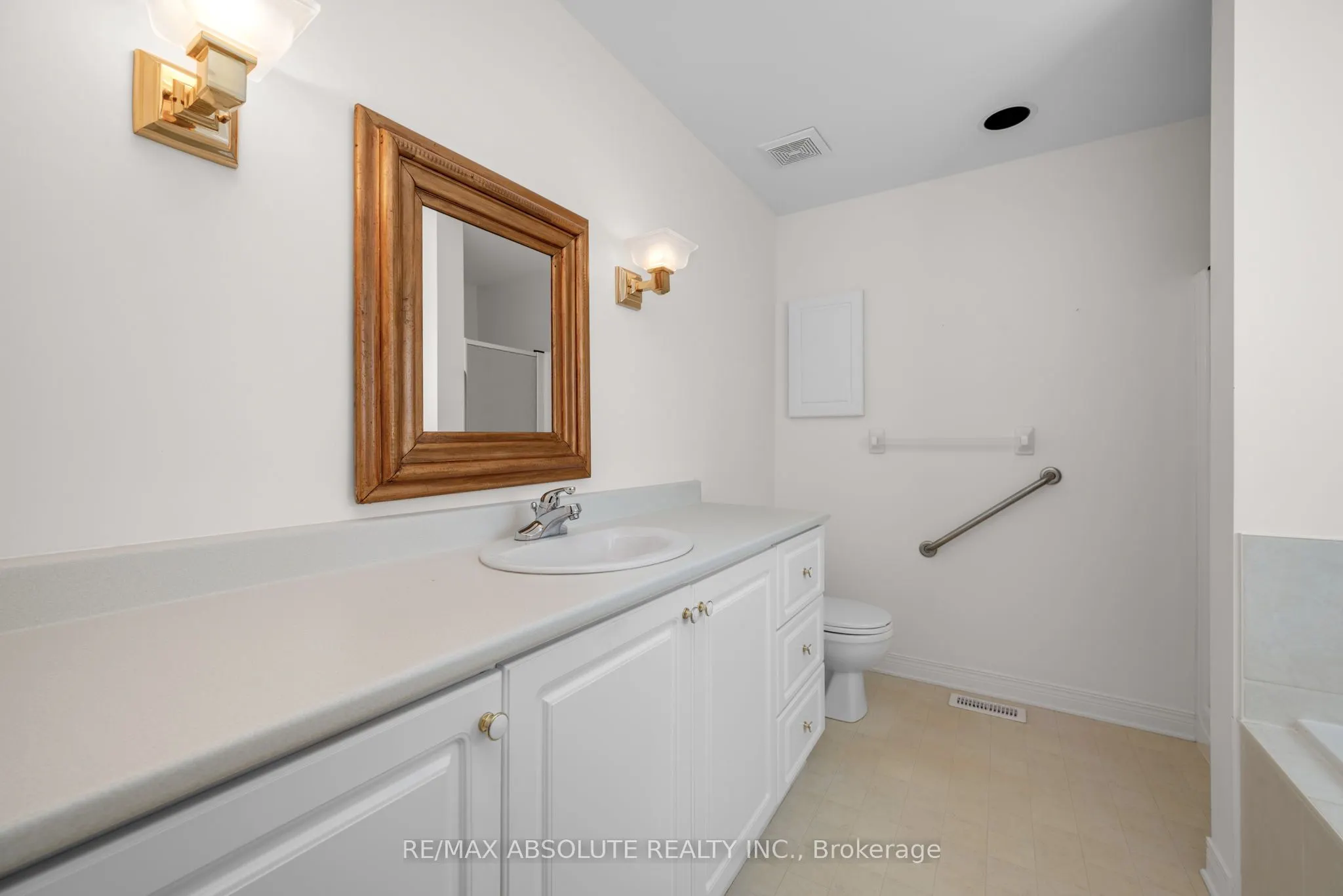 87 WATERTHRUSH Crescent