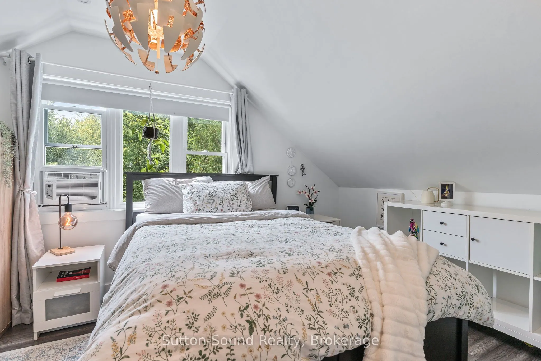 87 Meadowland Road