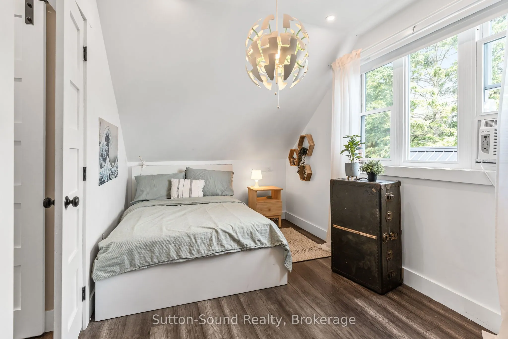 87 Meadowland Road