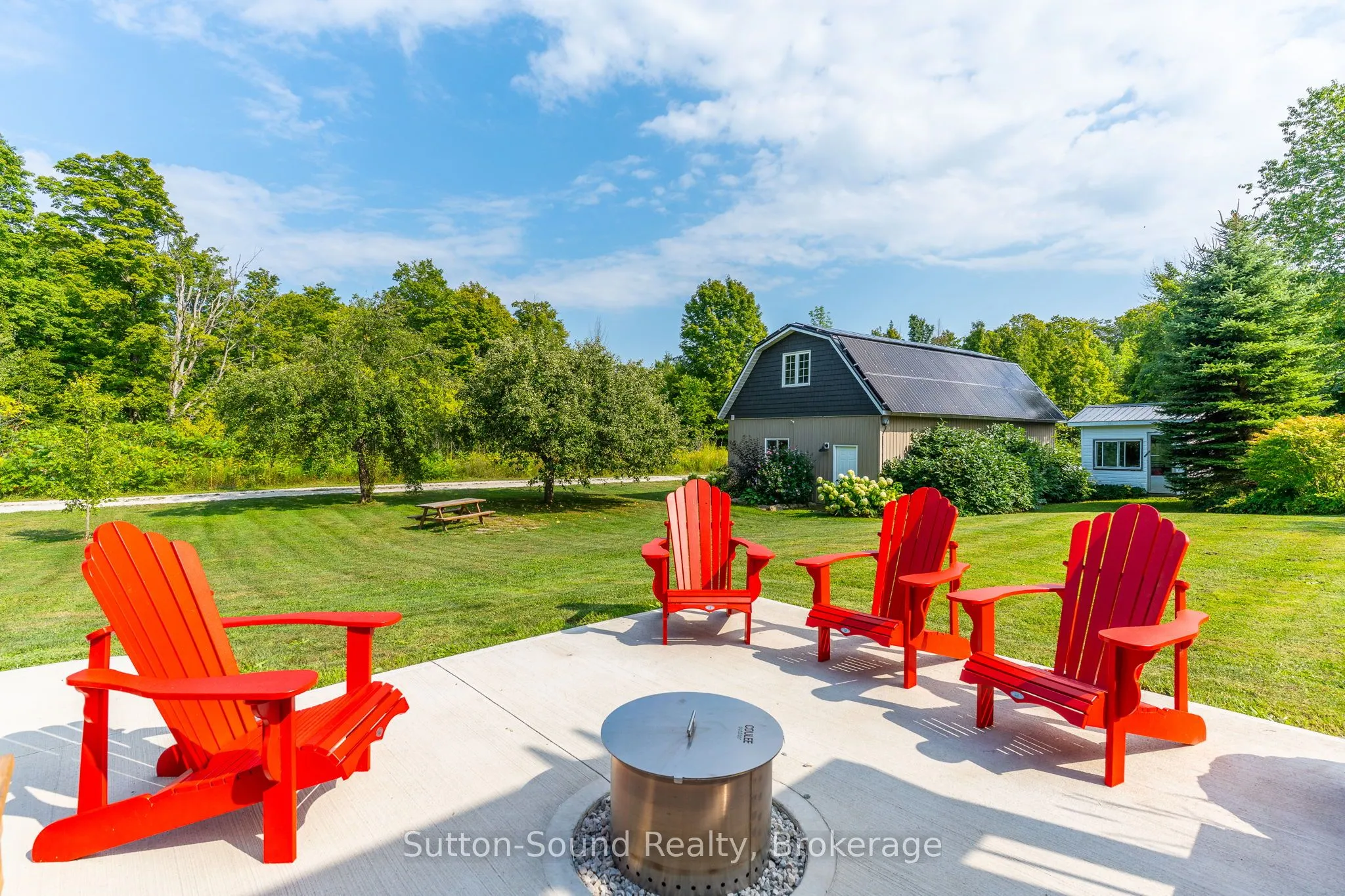87 Meadowland Road