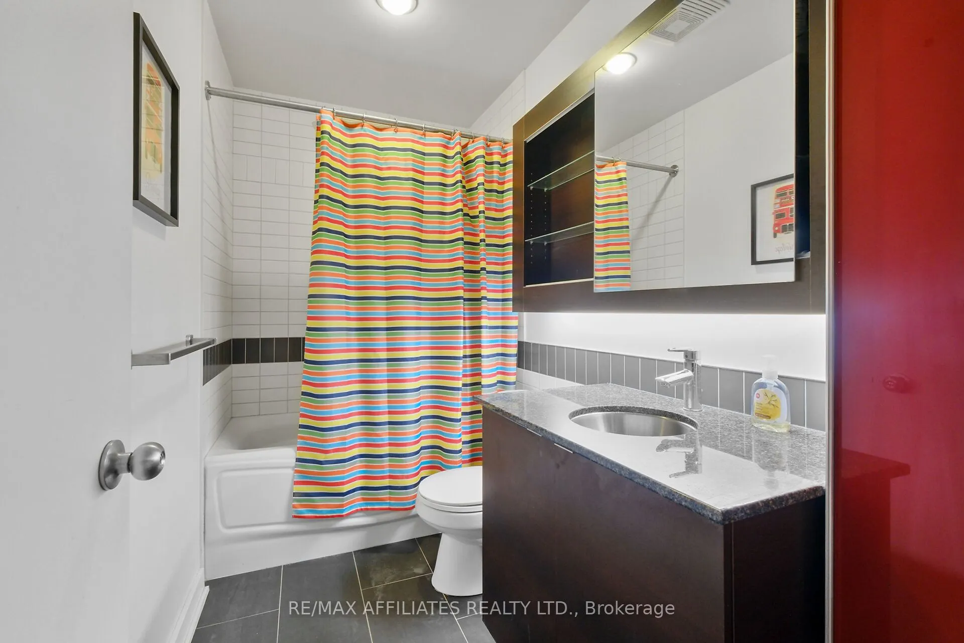 324 Laurier Avenue W, #1201