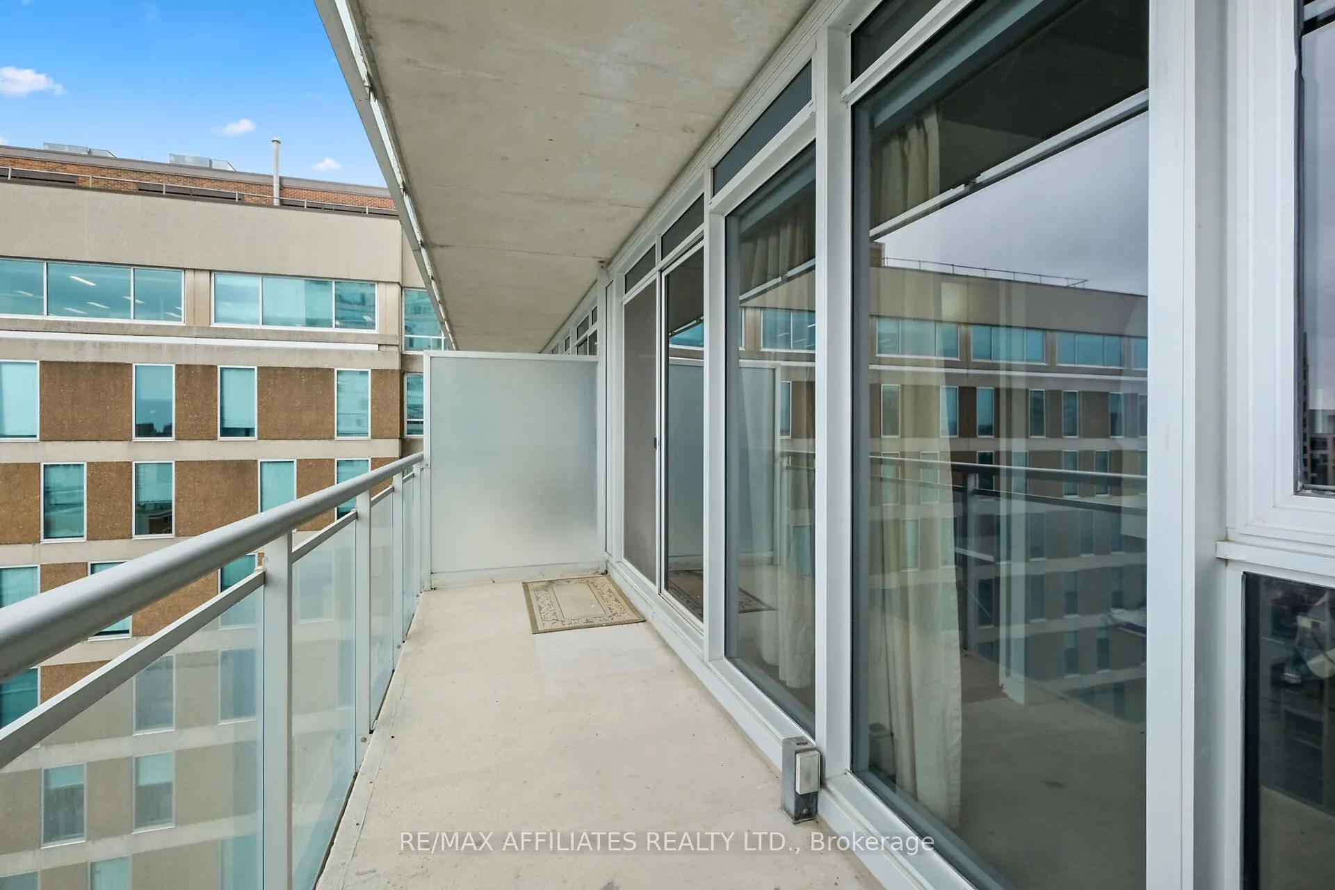 324 Laurier Avenue W, #1201