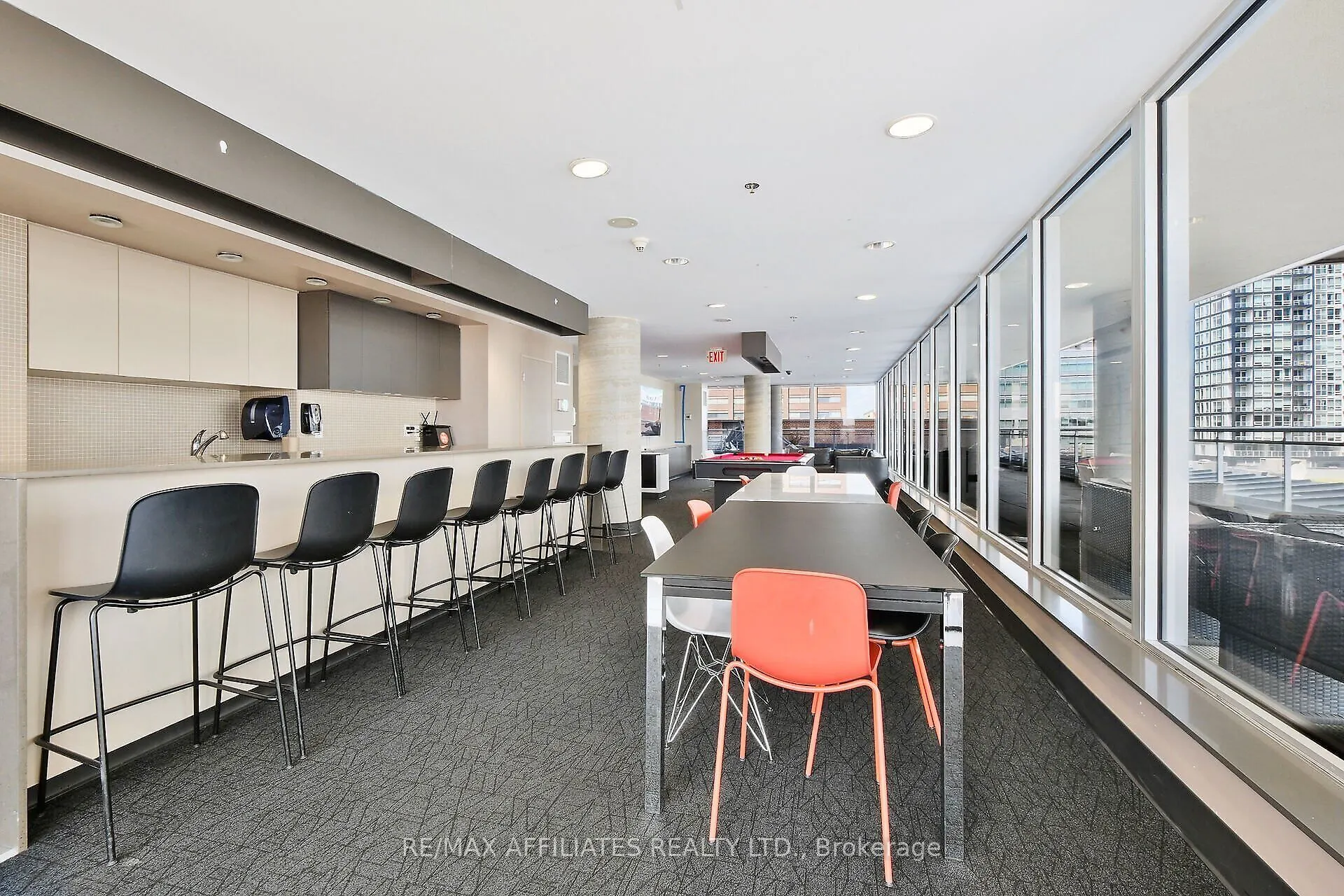 324 Laurier Avenue W, #1201